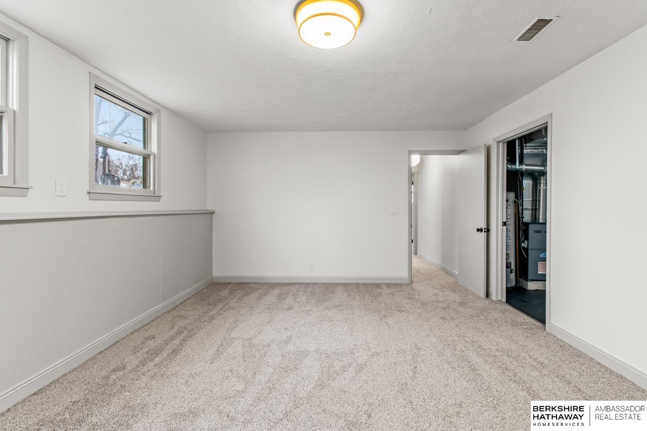 Omaha, Nebraska 68134, United States, 3 Bedrooms Bedrooms, ,2 BathroomsBathrooms,Residential,Pending,92921