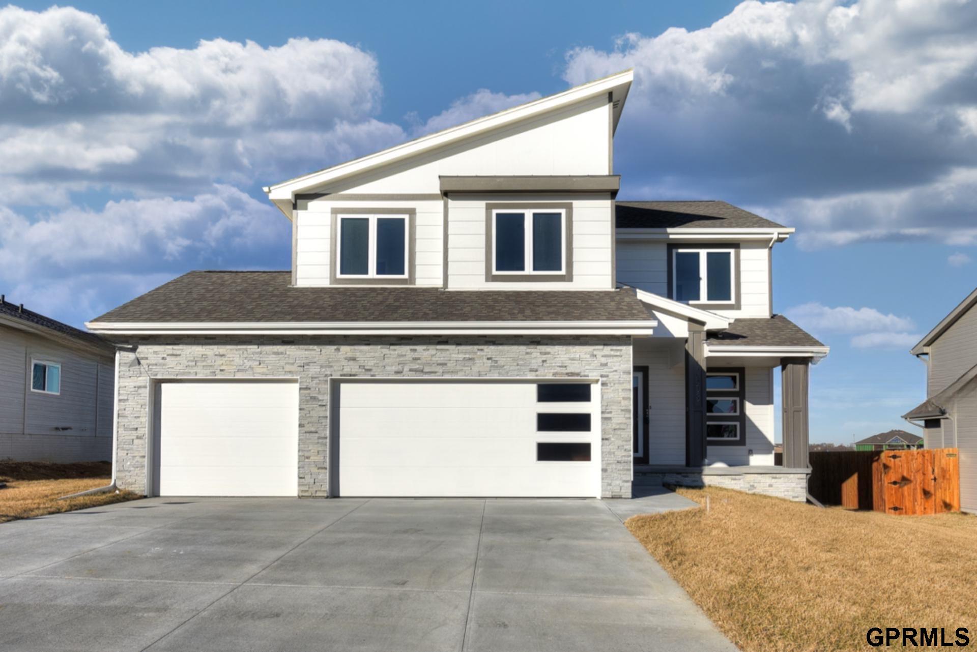 Elkhorn, Nebraska 68022, United States, 4 Bedrooms Bedrooms, ,3 BathroomsBathrooms,Residential,Active,23796