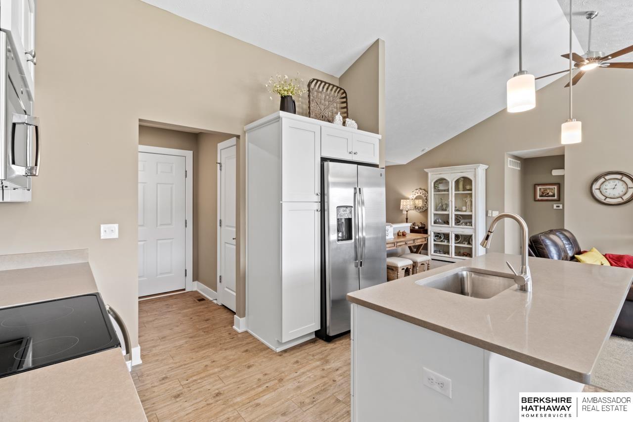 Omaha, Nebraska 68022, United States, 2 Bedrooms Bedrooms, ,2 BathroomsBathrooms,Residential,Active,9926