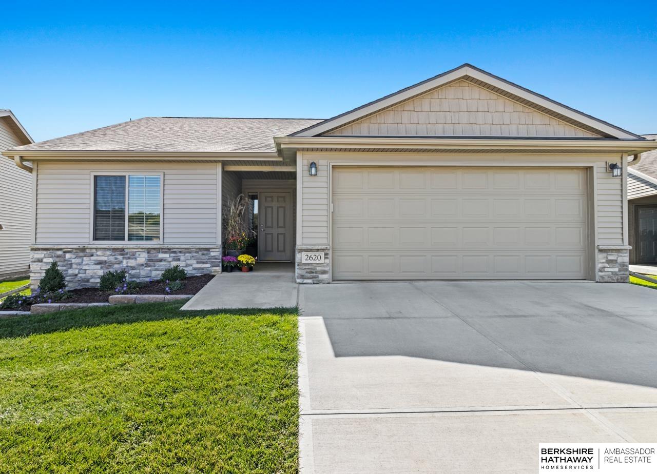 Omaha, Nebraska 68022, United States, 2 Bedrooms Bedrooms, ,2 BathroomsBathrooms,Residential,Active,9926 Omaha, Nebraska 68022, United States, 2 Bedrooms Bedrooms, ,2 BathroomsBathrooms,Residential,Active,9926