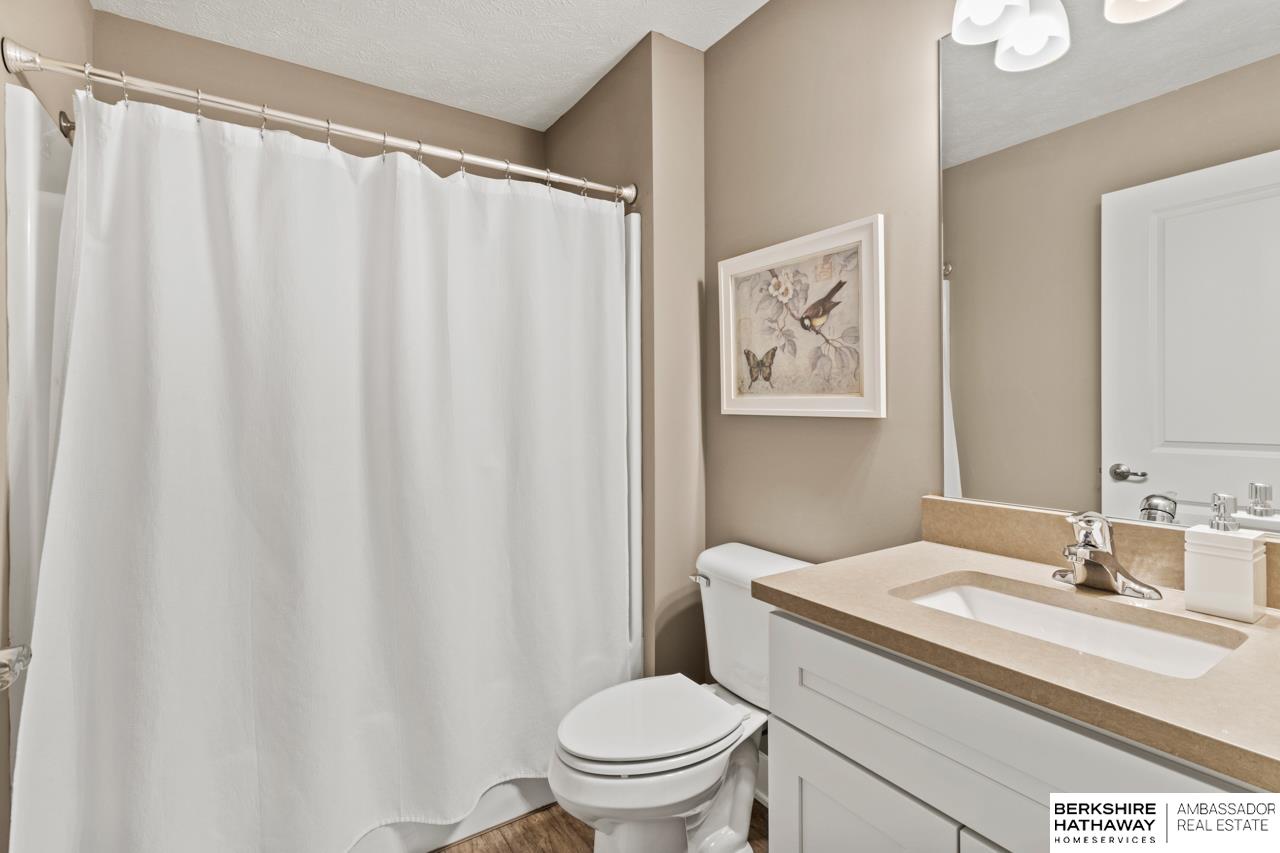 Omaha, Nebraska 68022, United States, 2 Bedrooms Bedrooms, ,2 BathroomsBathrooms,Residential,Active,9926