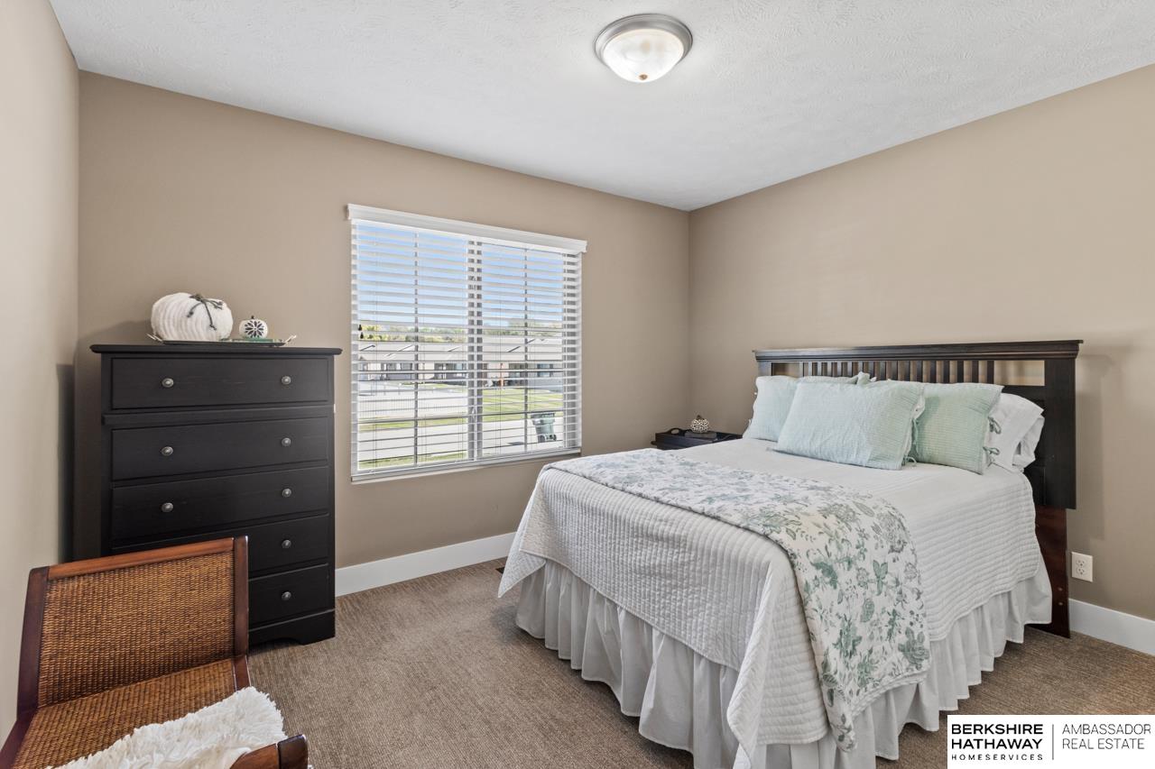 Omaha, Nebraska 68022, United States, 2 Bedrooms Bedrooms, ,2 BathroomsBathrooms,Residential,Active,9926