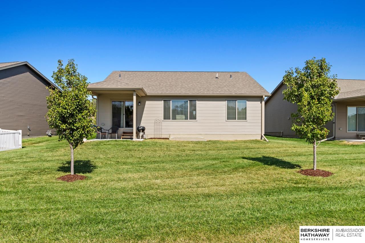 Omaha, Nebraska 68022, United States, 2 Bedrooms Bedrooms, ,2 BathroomsBathrooms,Residential,Active,9926