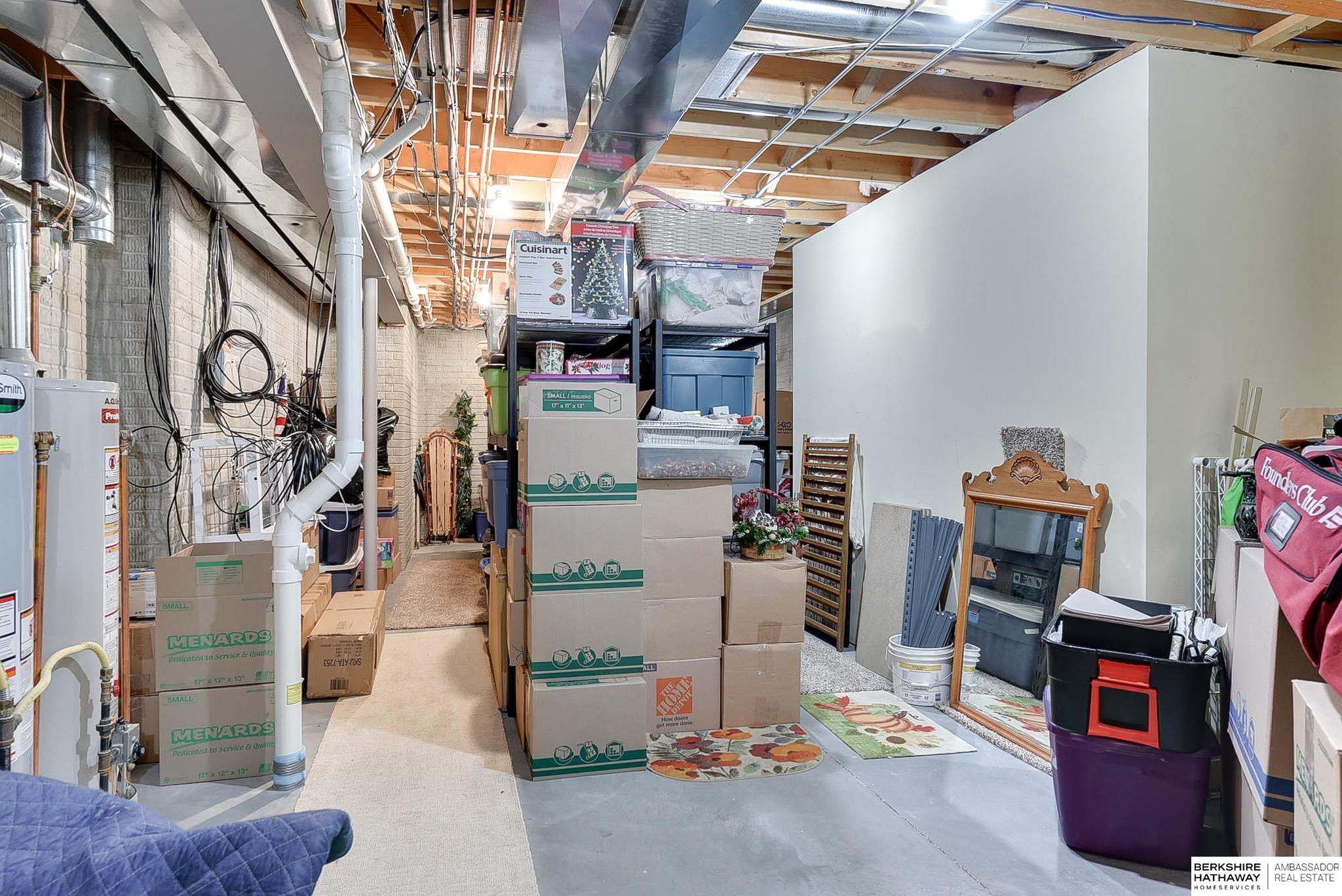 Elkhorn, Nebraska 68022, United States, 5 Bedrooms Bedrooms, ,5 BathroomsBathrooms,Residential,Active,96870