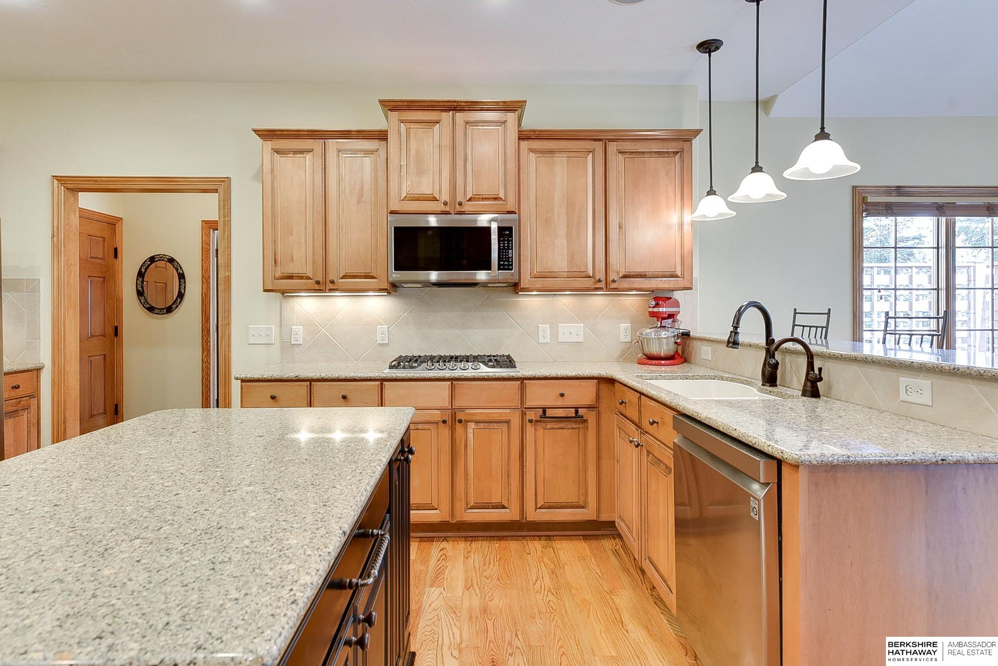 Elkhorn, Nebraska 68022, United States, 5 Bedrooms Bedrooms, ,5 BathroomsBathrooms,Residential,Active,96870