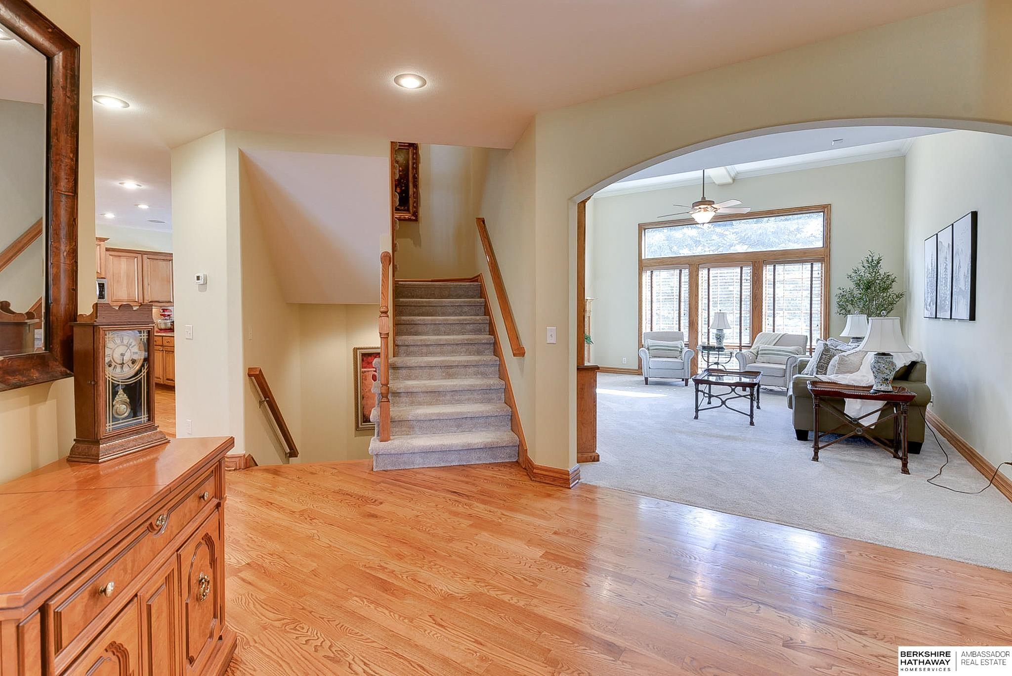 Elkhorn, Nebraska 68022, United States, 5 Bedrooms Bedrooms, ,5 BathroomsBathrooms,Residential,Active,96870