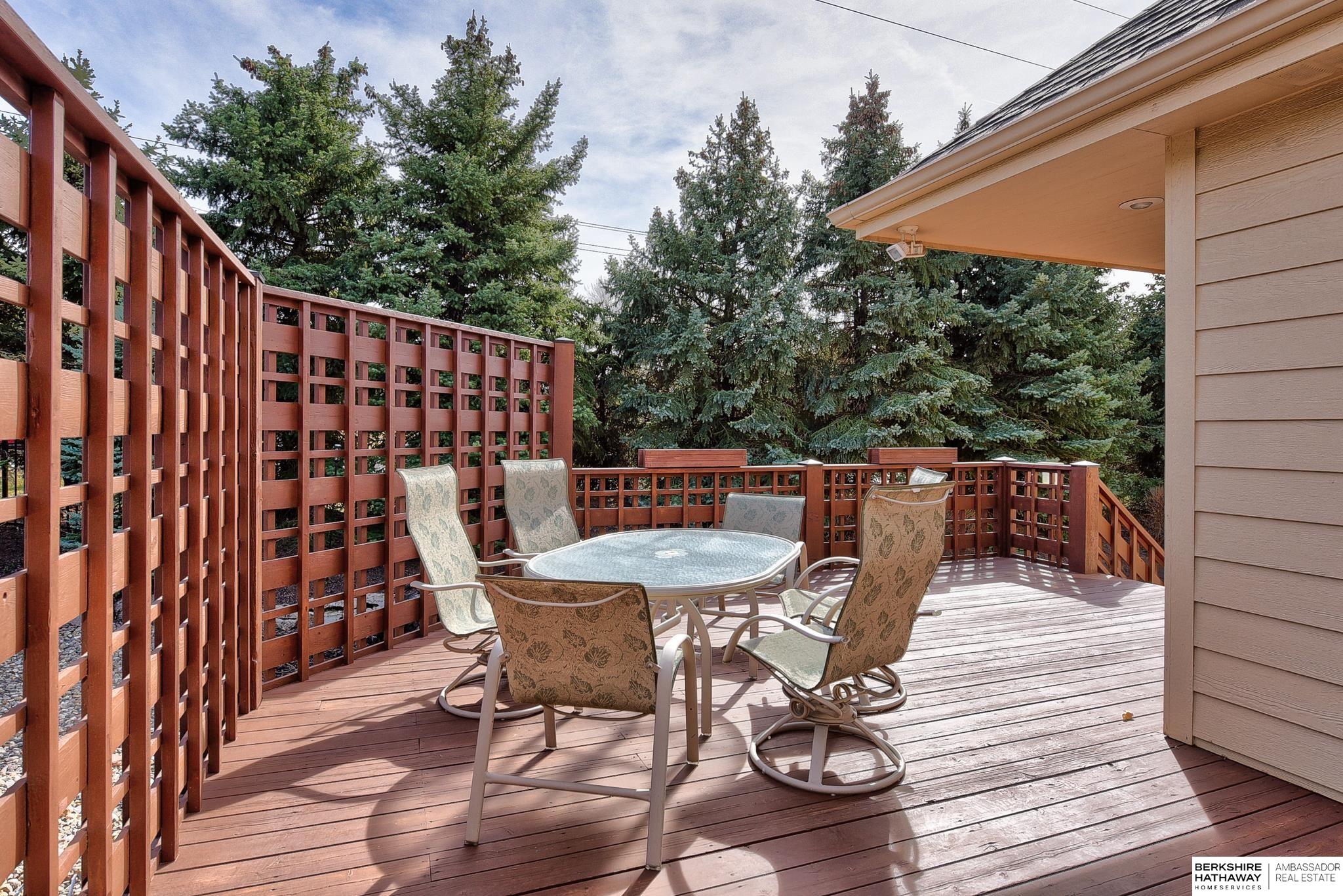 Elkhorn, Nebraska 68022, United States, 5 Bedrooms Bedrooms, ,5 BathroomsBathrooms,Residential,Active,96870