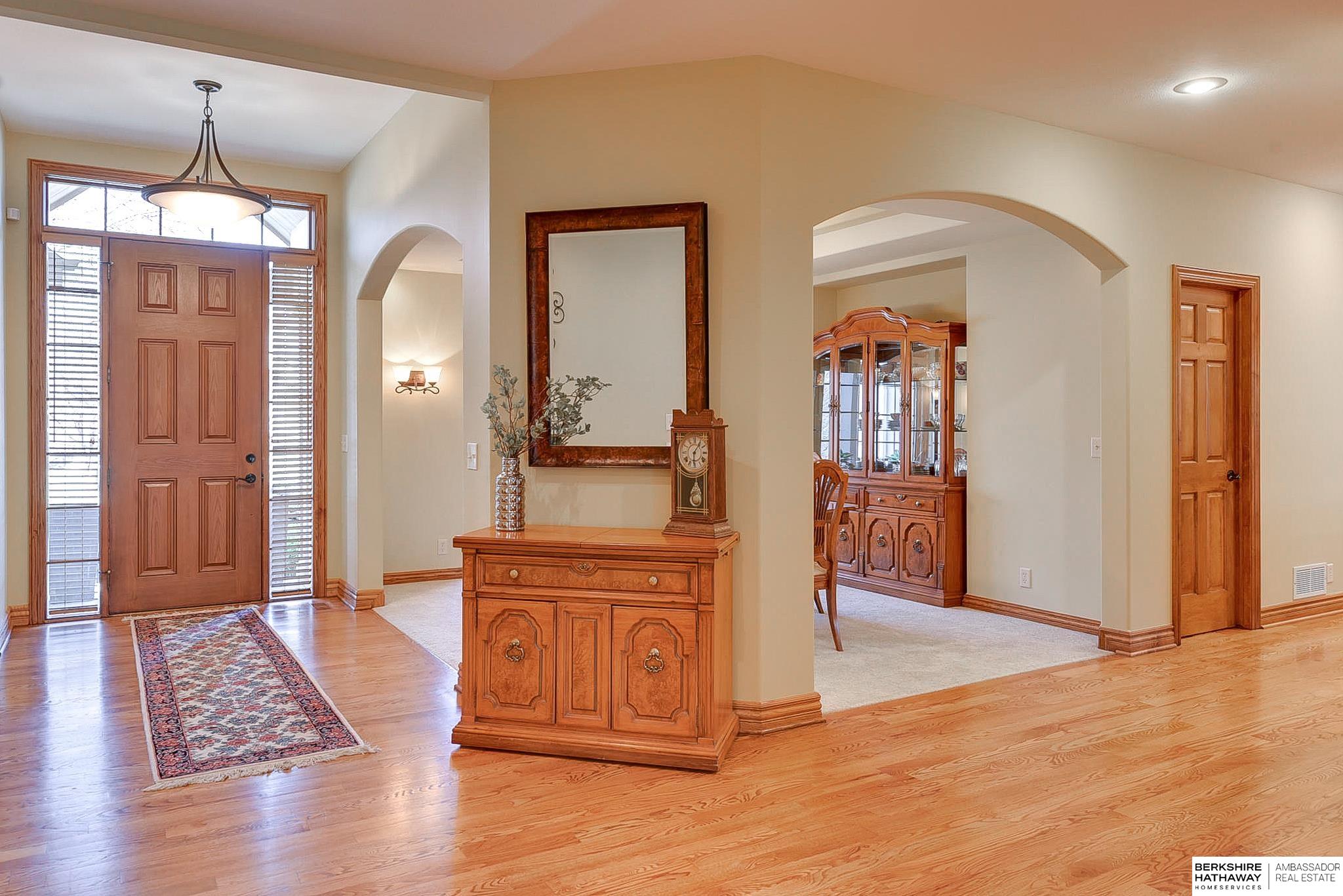 Elkhorn, Nebraska 68022, United States, 5 Bedrooms Bedrooms, ,5 BathroomsBathrooms,Residential,Active,96870