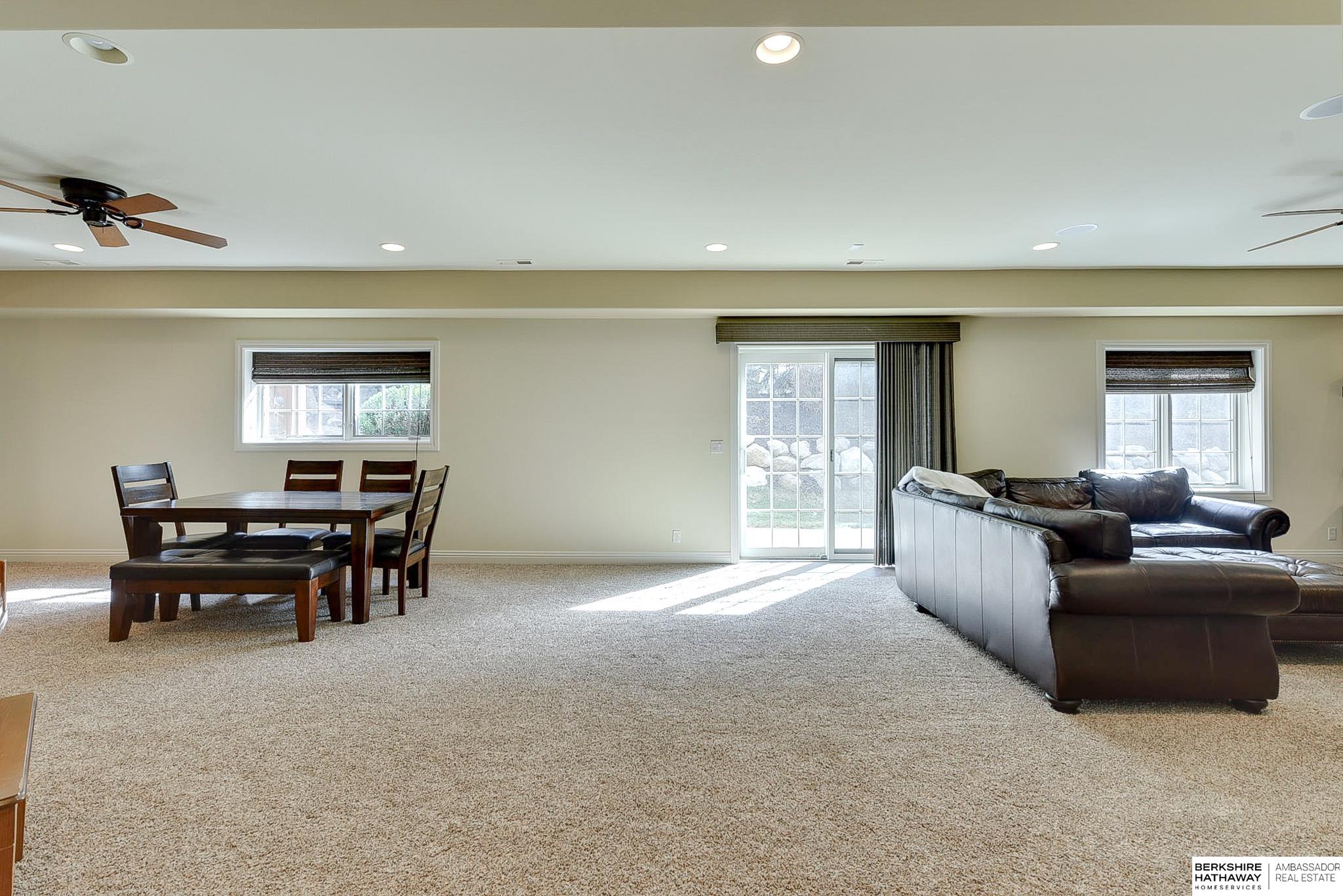 Elkhorn, Nebraska 68022, United States, 5 Bedrooms Bedrooms, ,5 BathroomsBathrooms,Residential,Active,96870