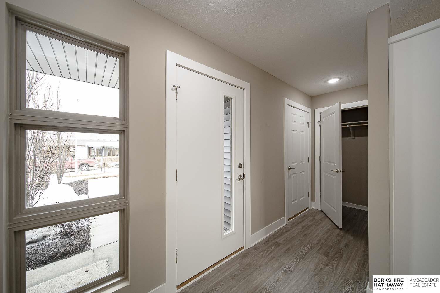 Omaha, Nebraska 68118, United States, 2 Bedrooms Bedrooms, ,2 BathroomsBathrooms,Residential,Active,47150