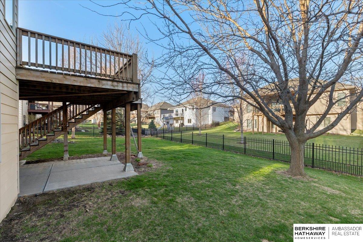 Omaha, Nebraska 68022, United States, 5 Bedrooms Bedrooms, ,4 BathroomsBathrooms,Residential,Pending,107668