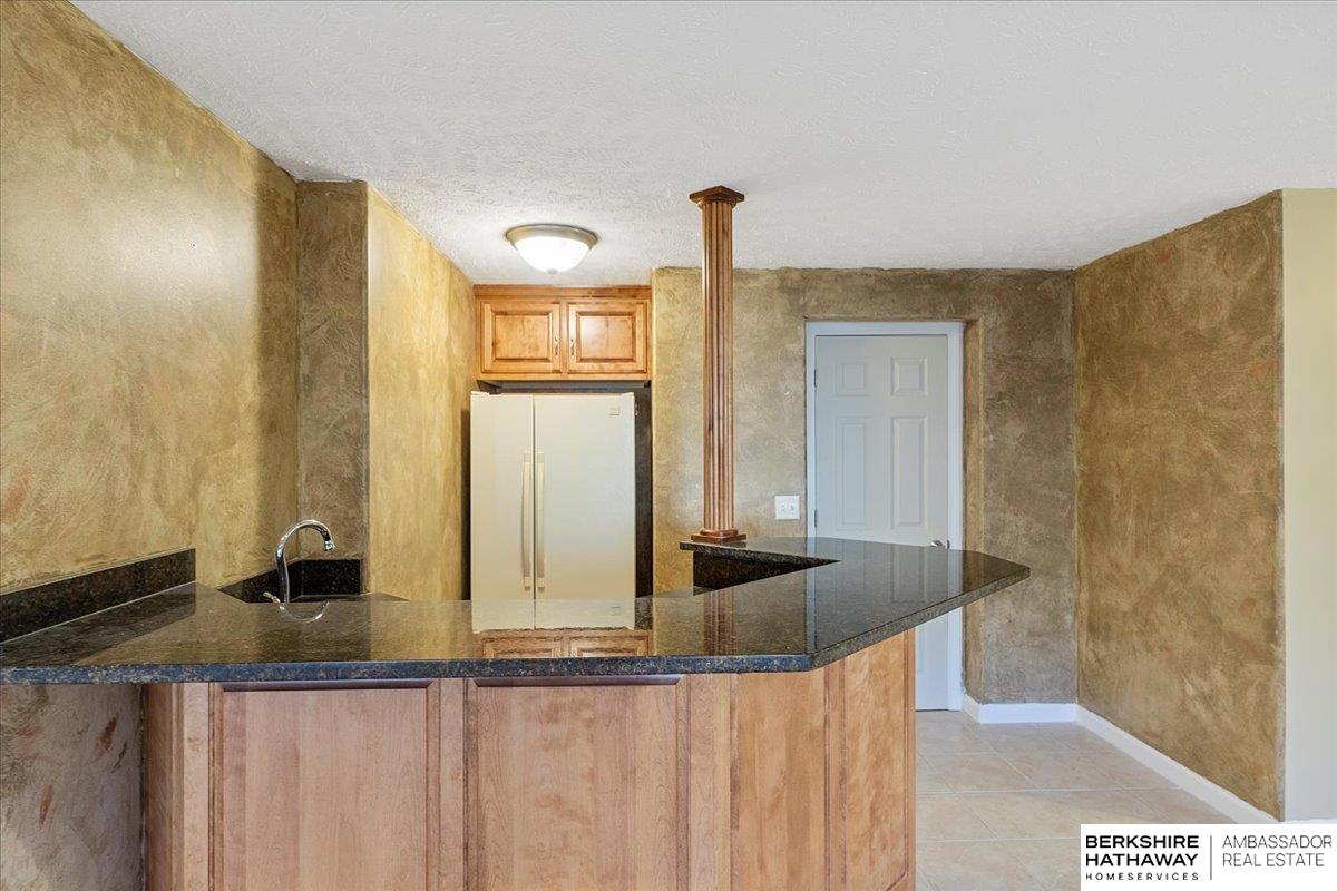 Omaha, Nebraska 68022, United States, 5 Bedrooms Bedrooms, ,4 BathroomsBathrooms,Residential,Pending,107668