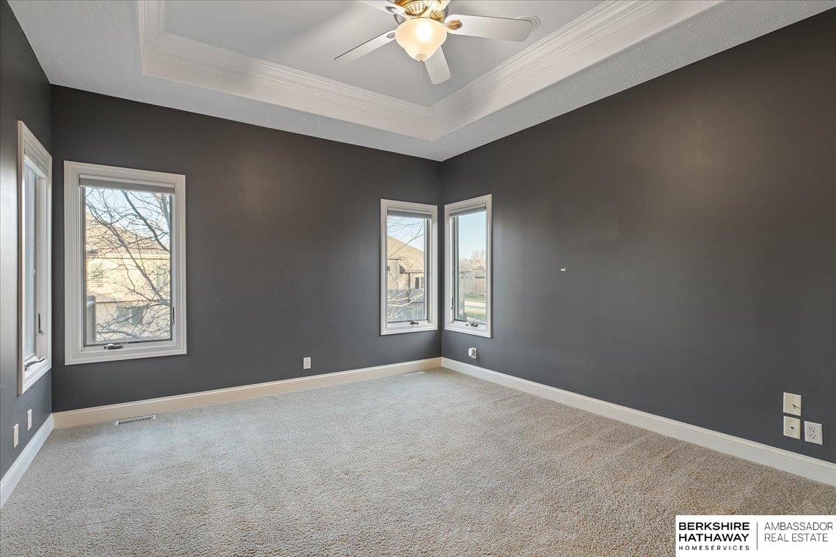 Omaha, Nebraska 68022, United States, 5 Bedrooms Bedrooms, ,4 BathroomsBathrooms,Residential,Pending,107668