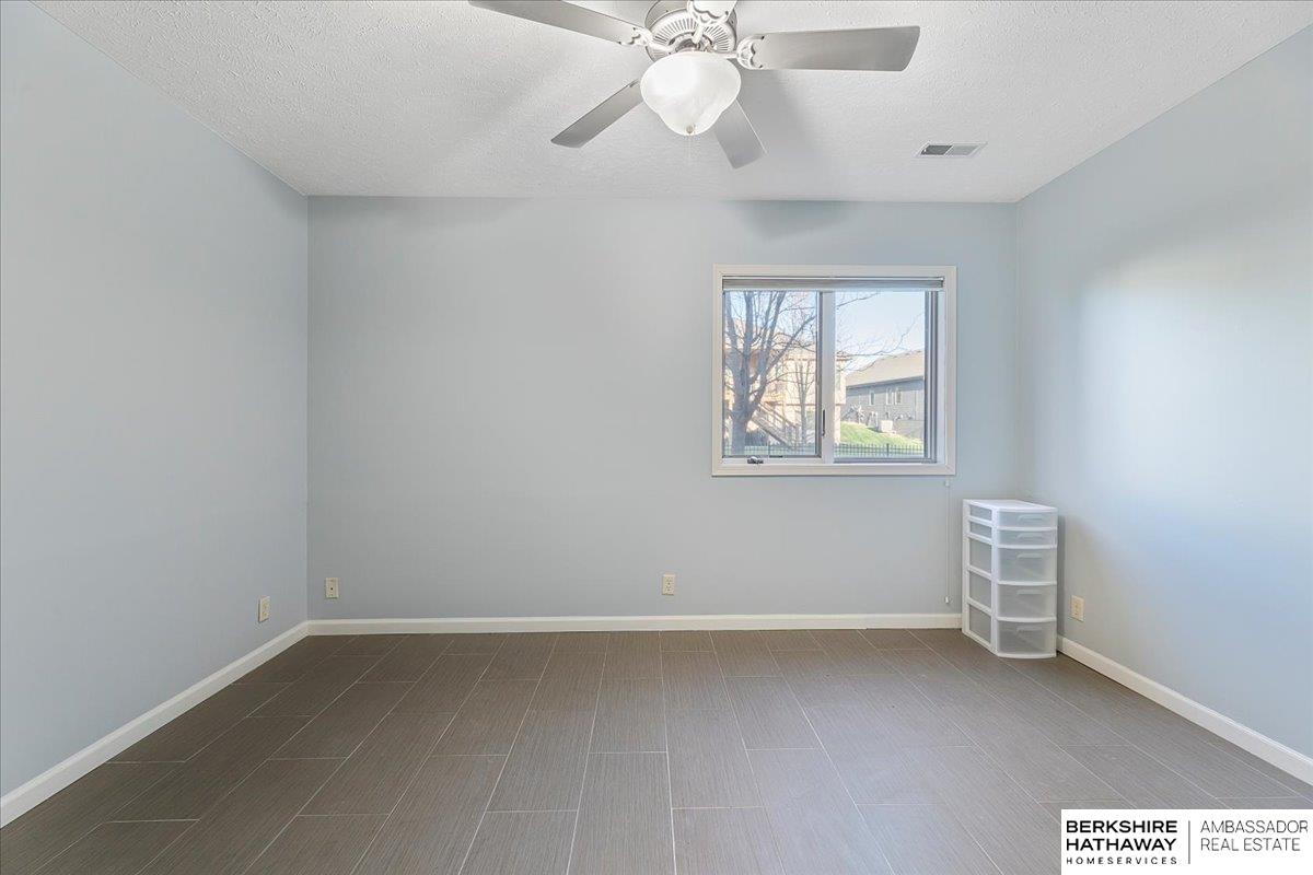 Omaha, Nebraska 68022, United States, 5 Bedrooms Bedrooms, ,4 BathroomsBathrooms,Residential,Pending,107668