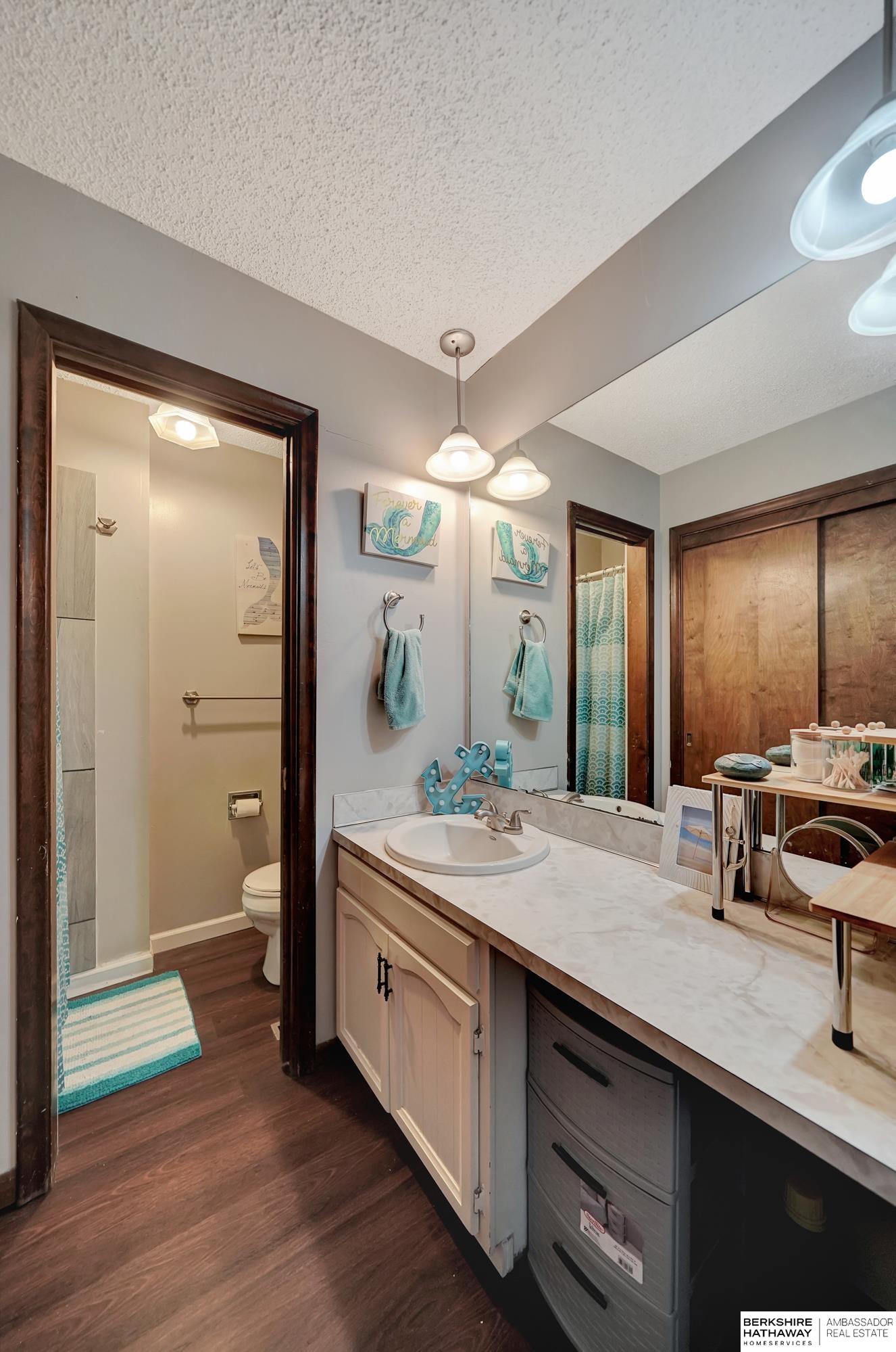 Lincoln, Nebraska 68512, United States, 3 Bedrooms Bedrooms, ,3 BathroomsBathrooms,Residential,Pending,12457