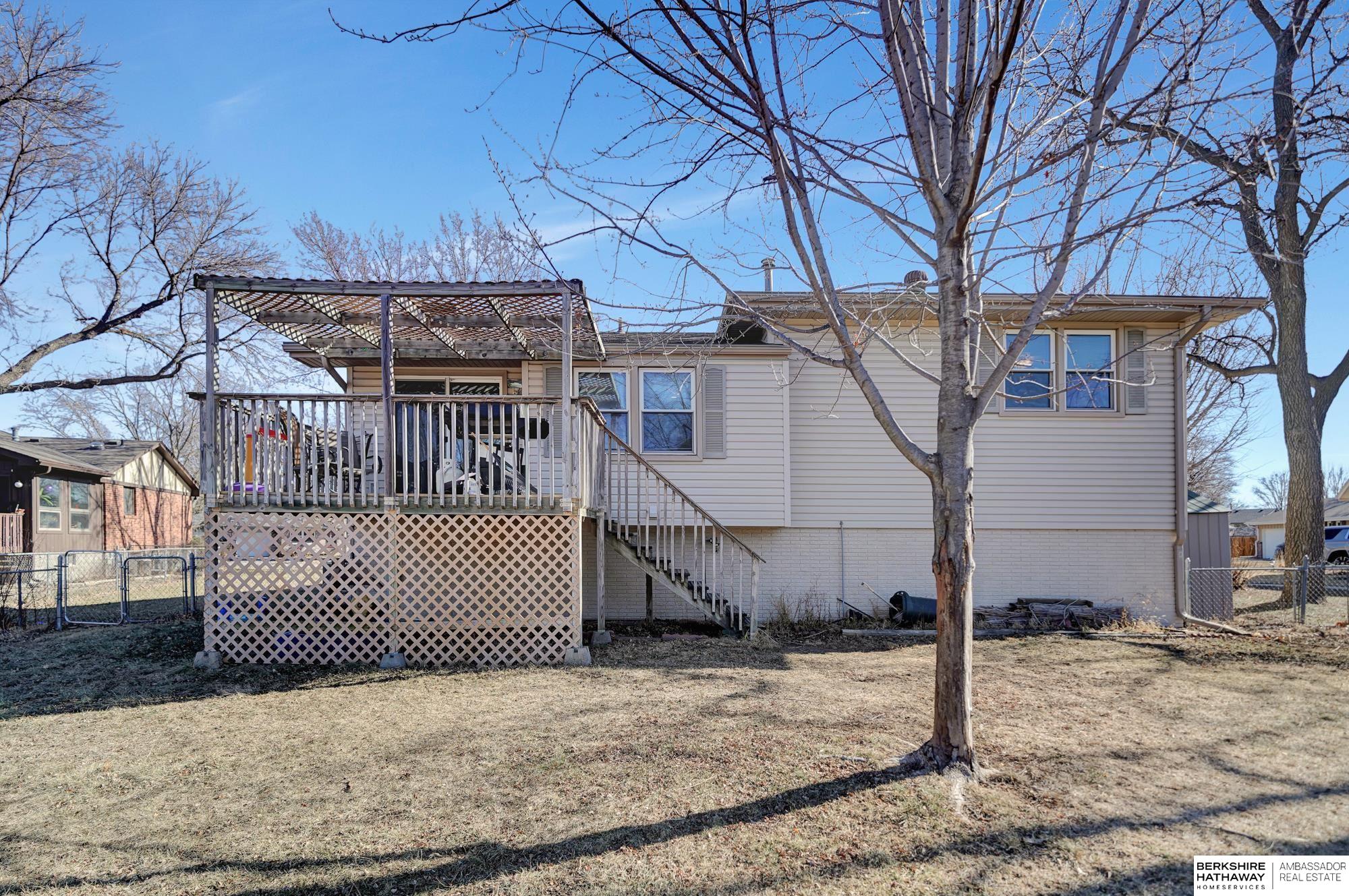 Lincoln, Nebraska 68512, United States, 3 Bedrooms Bedrooms, ,3 BathroomsBathrooms,Residential,Pending,12457