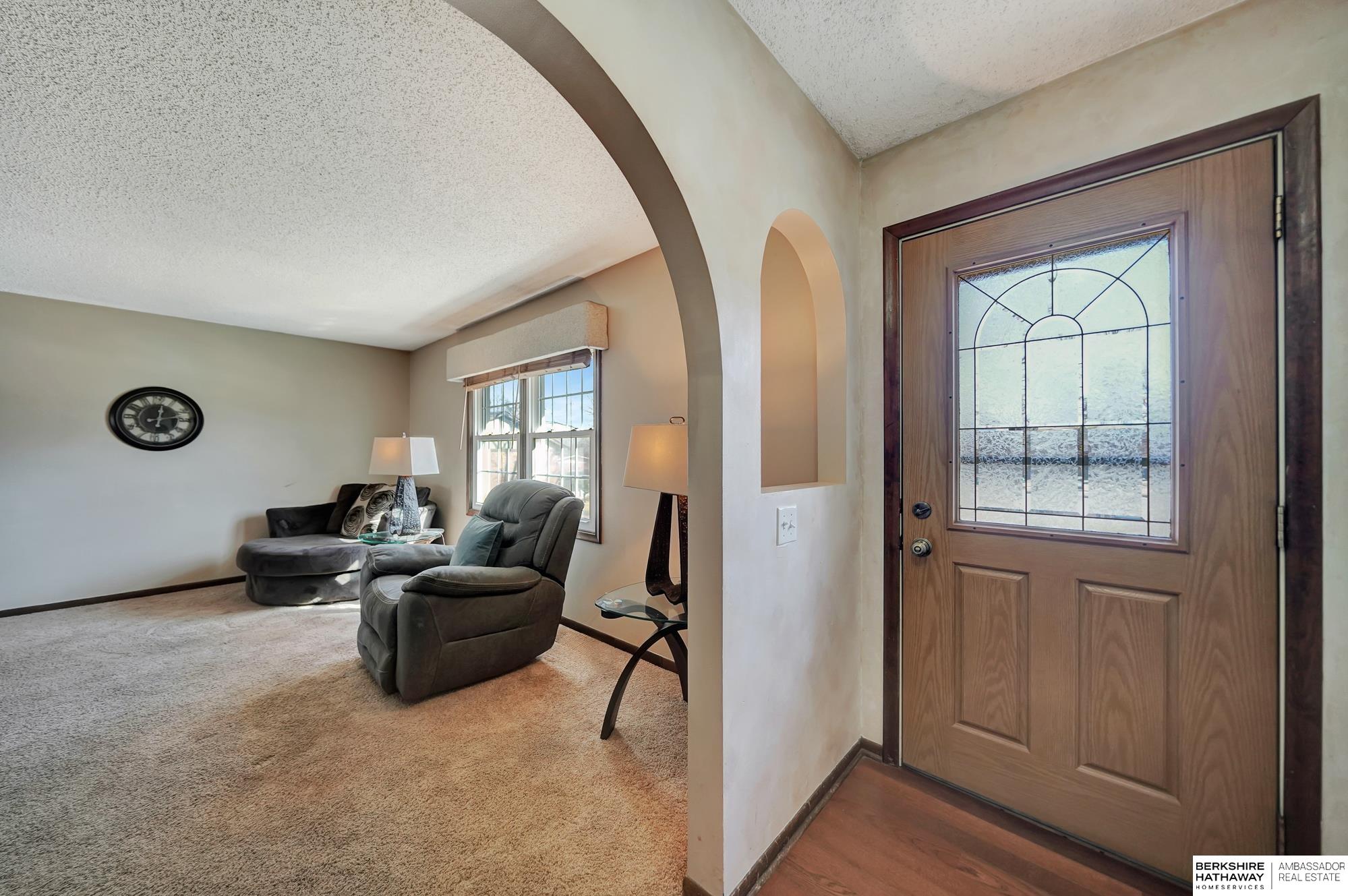 Lincoln, Nebraska 68512, United States, 3 Bedrooms Bedrooms, ,3 BathroomsBathrooms,Residential,Pending,12457