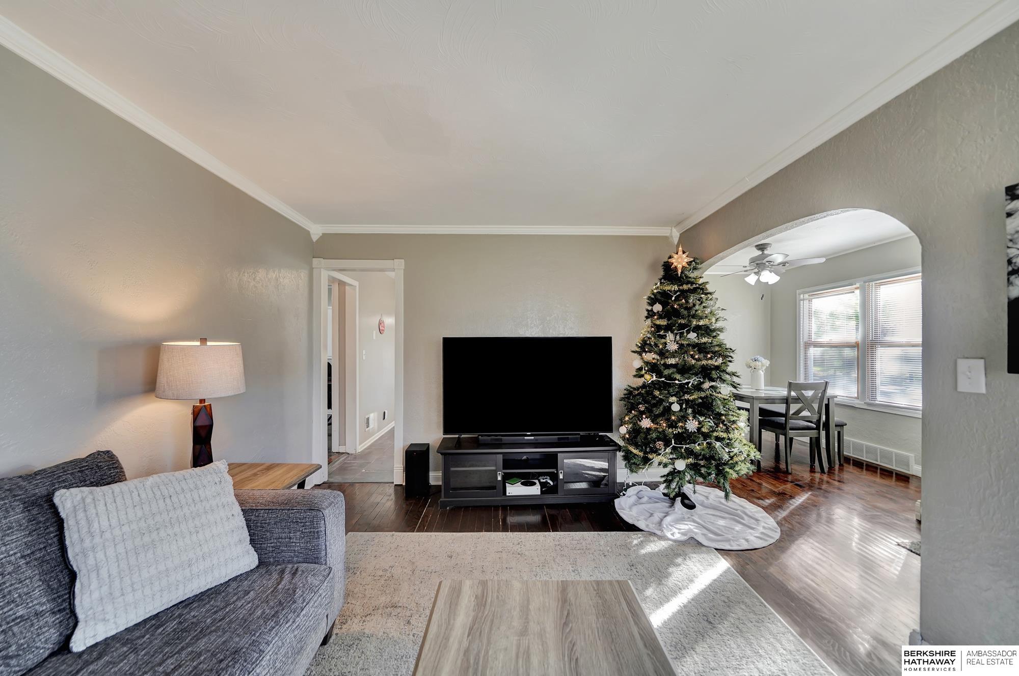 Lincoln, Nebraska 68506, United States, 3 Bedrooms Bedrooms, ,2 BathroomsBathrooms,Residential,Active,20180