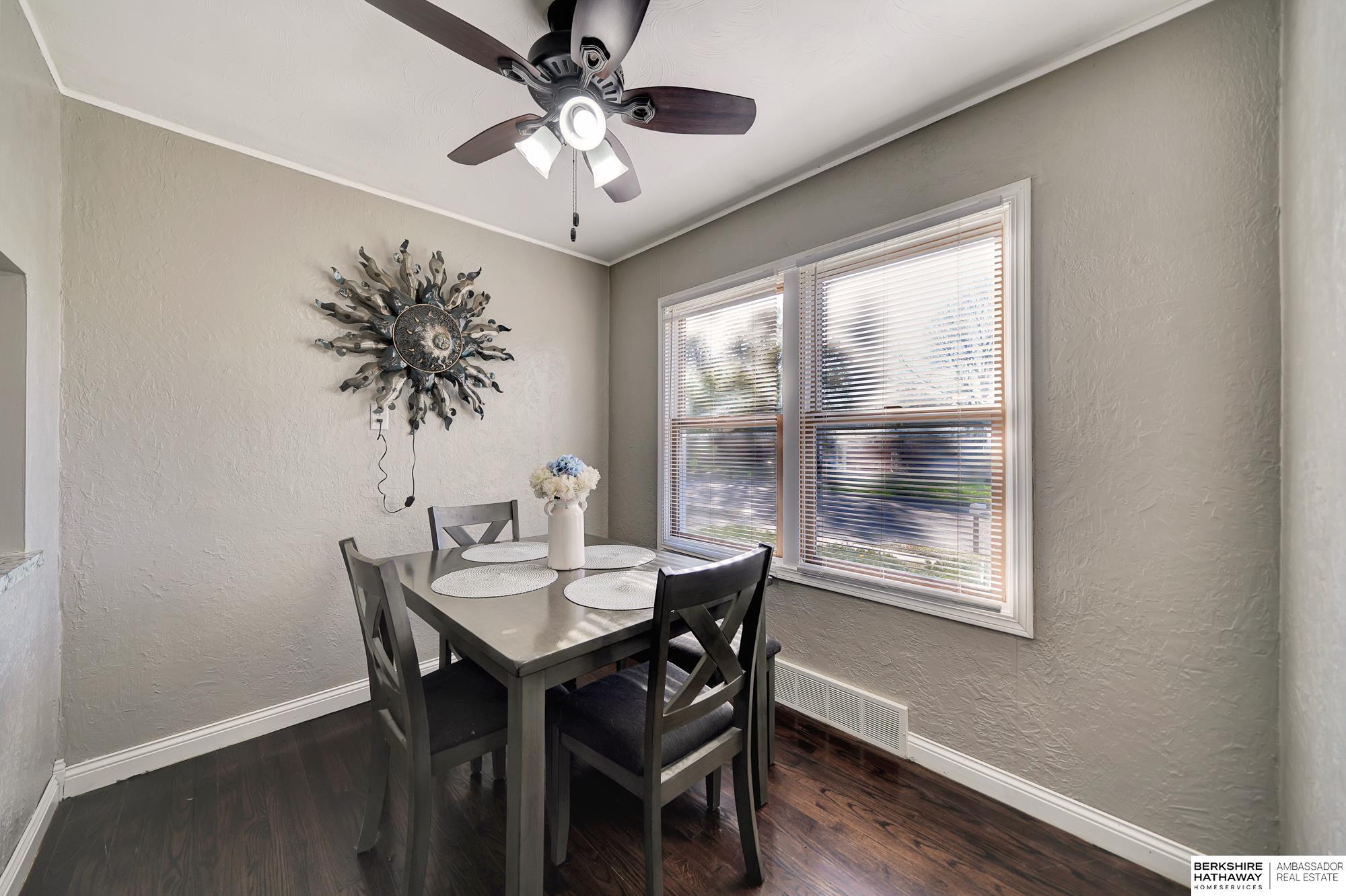 Lincoln, Nebraska 68506, United States, 3 Bedrooms Bedrooms, ,2 BathroomsBathrooms,Residential,Active,20180