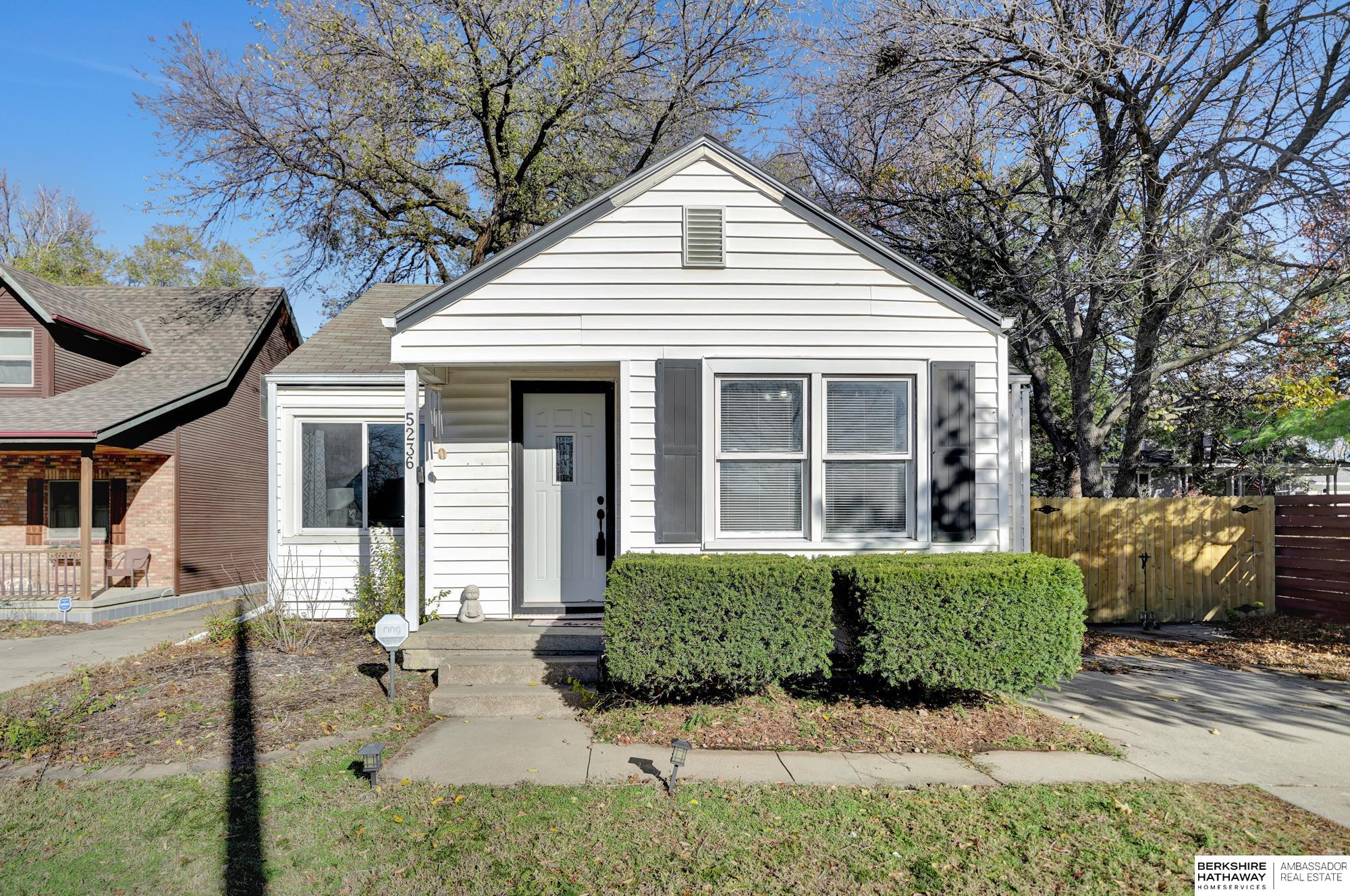 Lincoln, Nebraska 68506, United States, 3 Bedrooms Bedrooms, ,2 BathroomsBathrooms,Residential,Active,20180