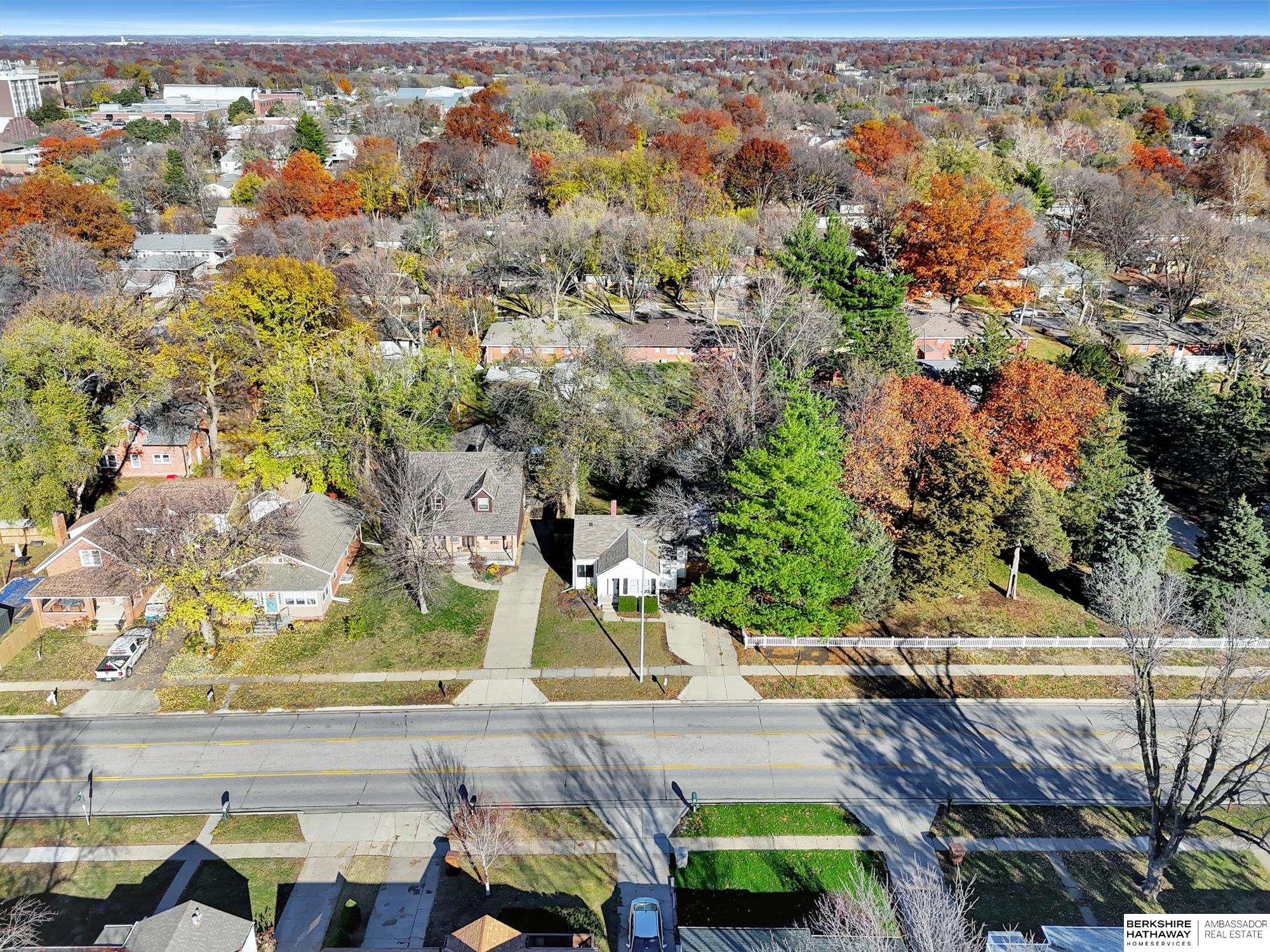 Lincoln, Nebraska 68506, United States, 3 Bedrooms Bedrooms, ,2 BathroomsBathrooms,Residential,Active,20180