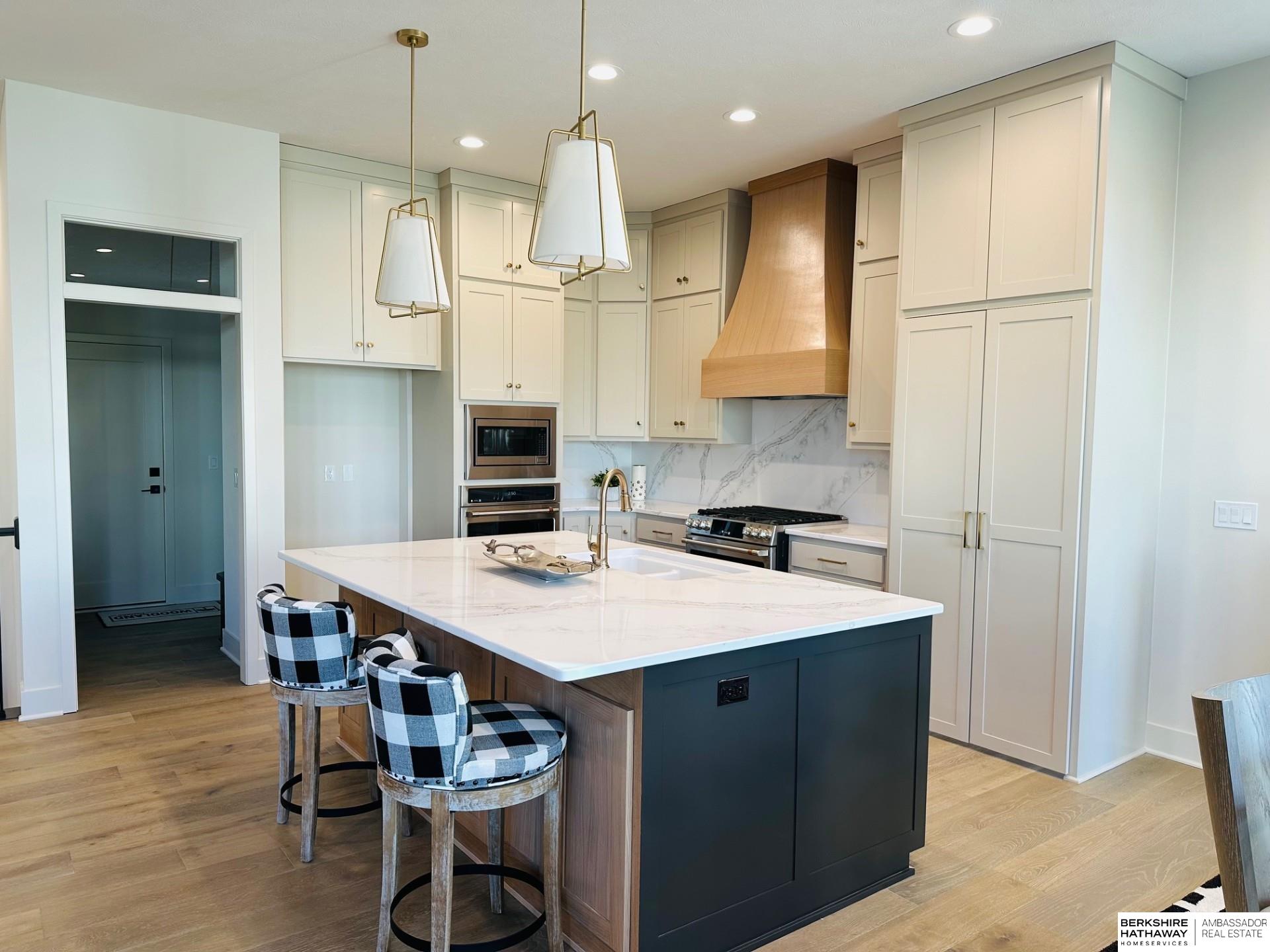 Omaha, Nebraska 68022, United States, 4 Bedrooms Bedrooms, ,3 BathroomsBathrooms,Residential,Active,63344