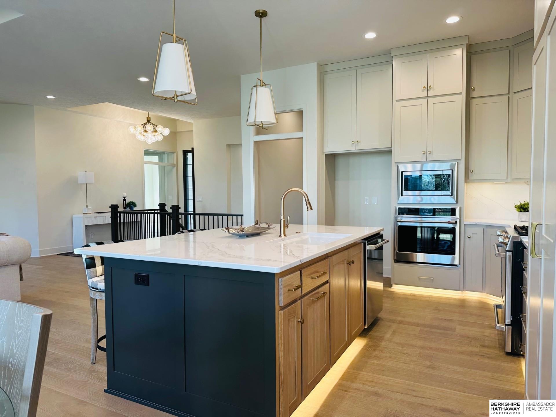 Omaha, Nebraska 68022, United States, 4 Bedrooms Bedrooms, ,3 BathroomsBathrooms,Residential,Active,63344