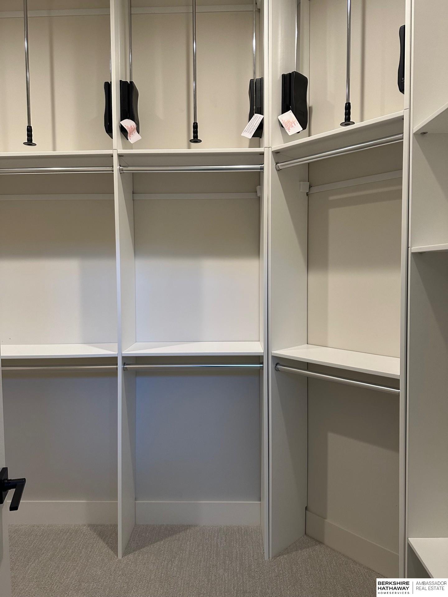 Omaha, Nebraska 68022, United States, 4 Bedrooms Bedrooms, ,3 BathroomsBathrooms,Residential,Active,63344