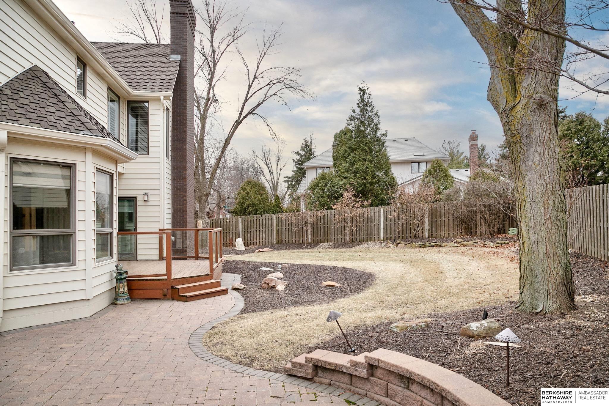 Omaha, Nebraska 68154, United States, 4 Bedrooms Bedrooms, ,5 BathroomsBathrooms,Residential,Pending,11723