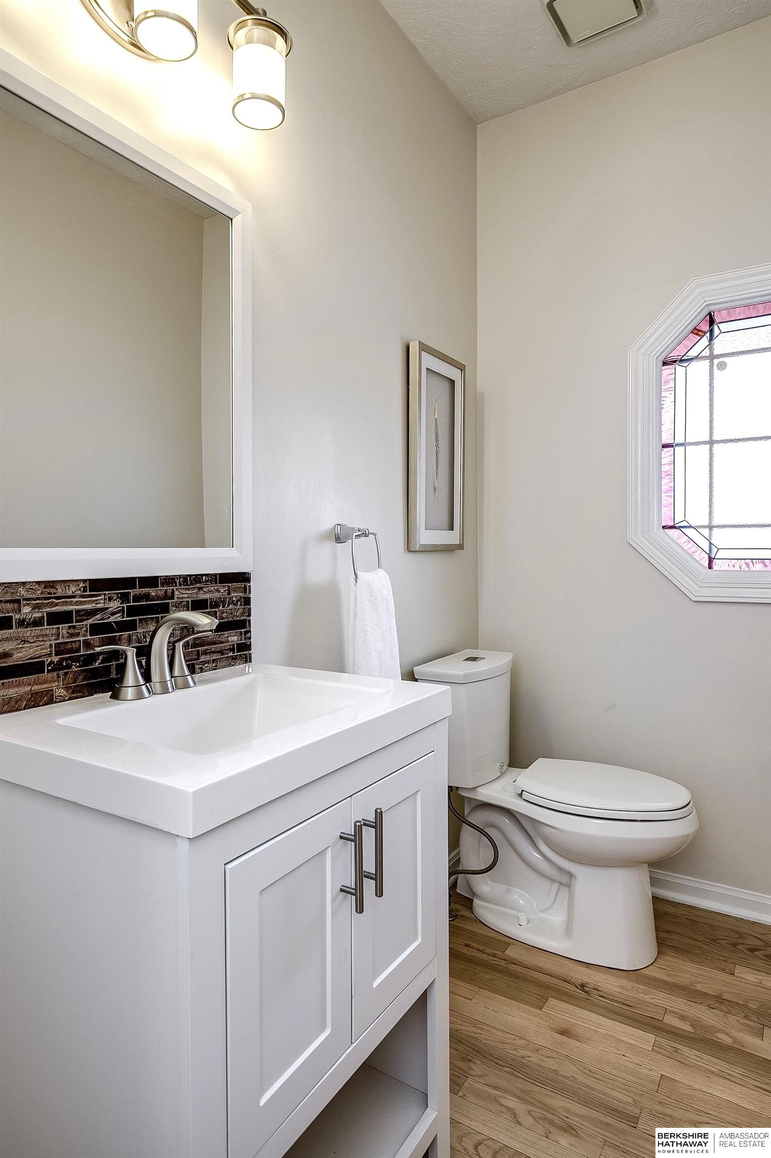 Omaha, Nebraska 68154, United States, 4 Bedrooms Bedrooms, ,5 BathroomsBathrooms,Residential,Pending,11723