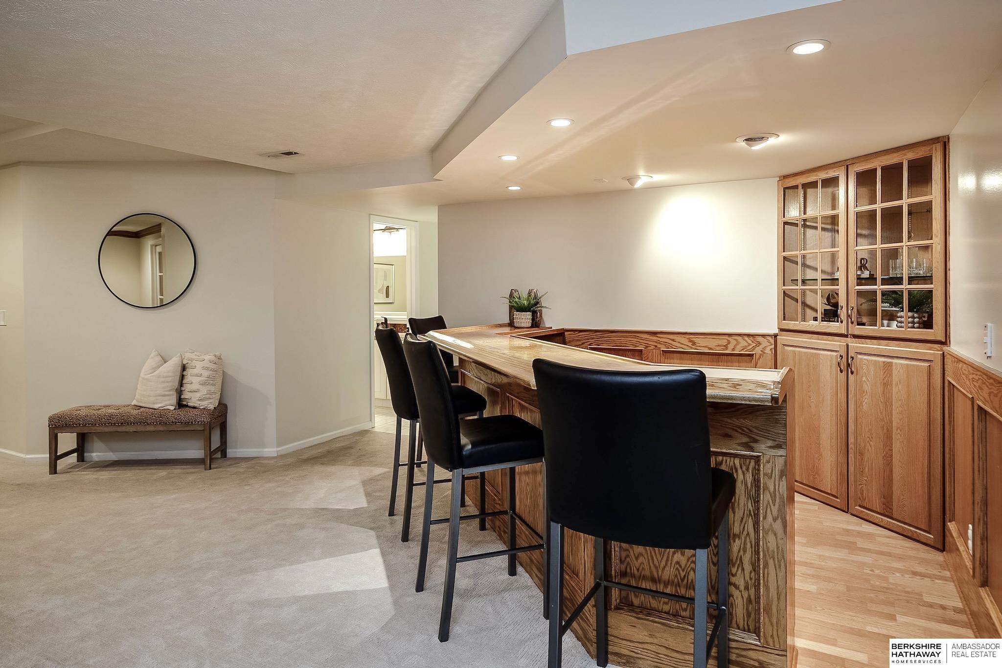 Omaha, Nebraska 68154, United States, 4 Bedrooms Bedrooms, ,5 BathroomsBathrooms,Residential,Pending,11723