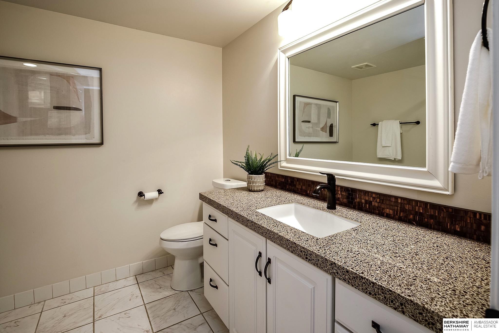 Omaha, Nebraska 68154, United States, 4 Bedrooms Bedrooms, ,5 BathroomsBathrooms,Residential,Pending,11723