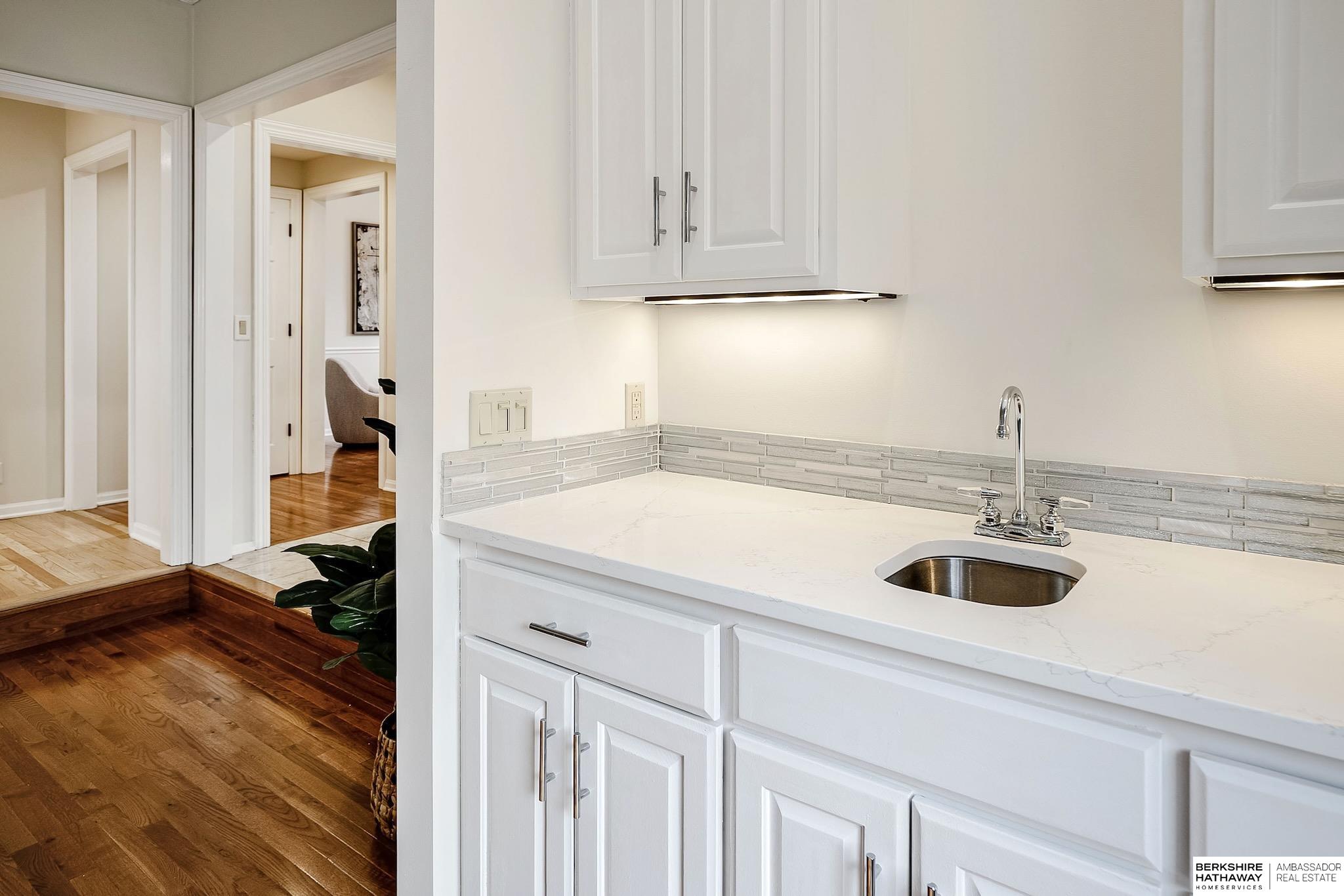 Omaha, Nebraska 68154, United States, 4 Bedrooms Bedrooms, ,5 BathroomsBathrooms,Residential,Pending,11723