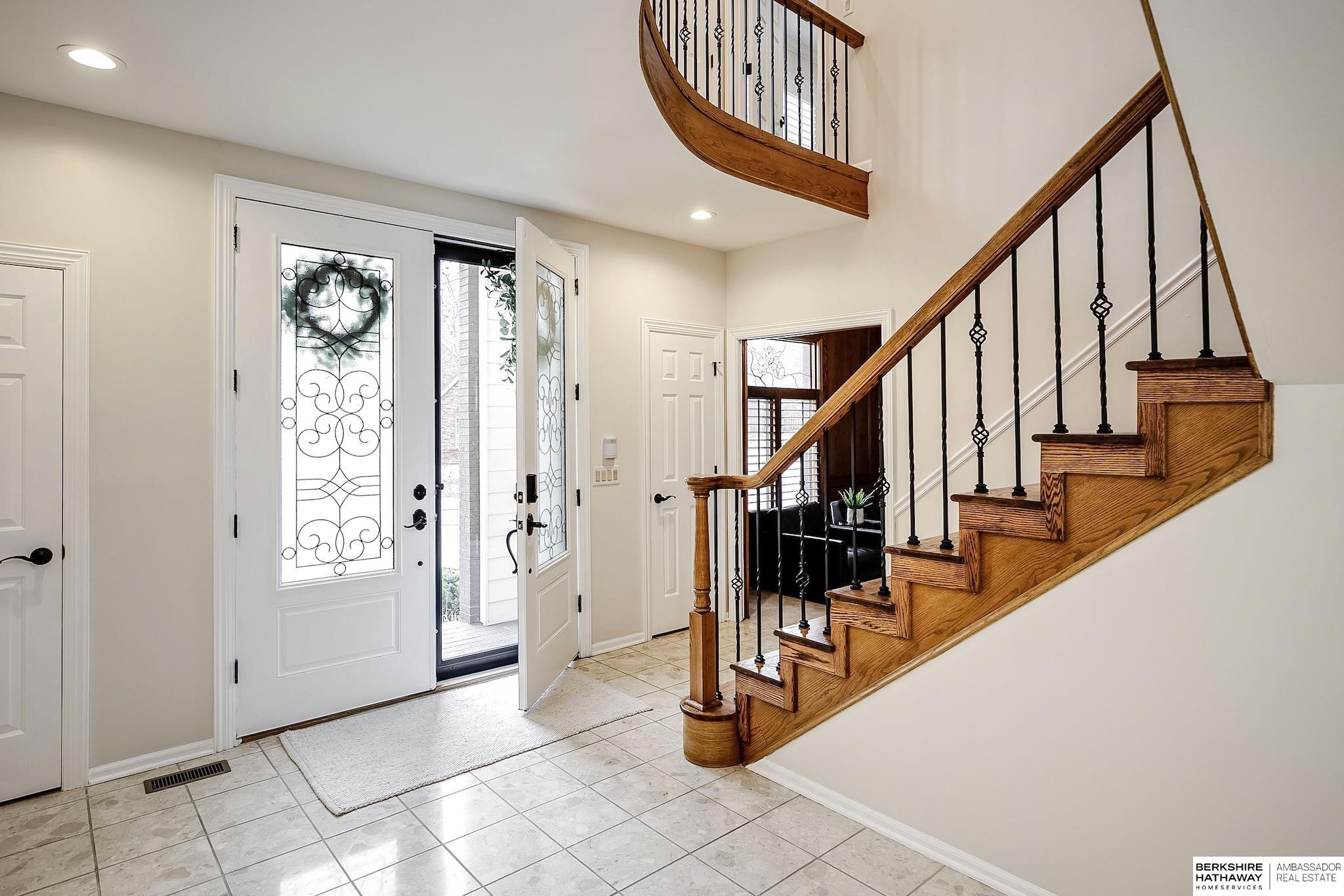 Omaha, Nebraska 68154, United States, 4 Bedrooms Bedrooms, ,5 BathroomsBathrooms,Residential,Pending,11723