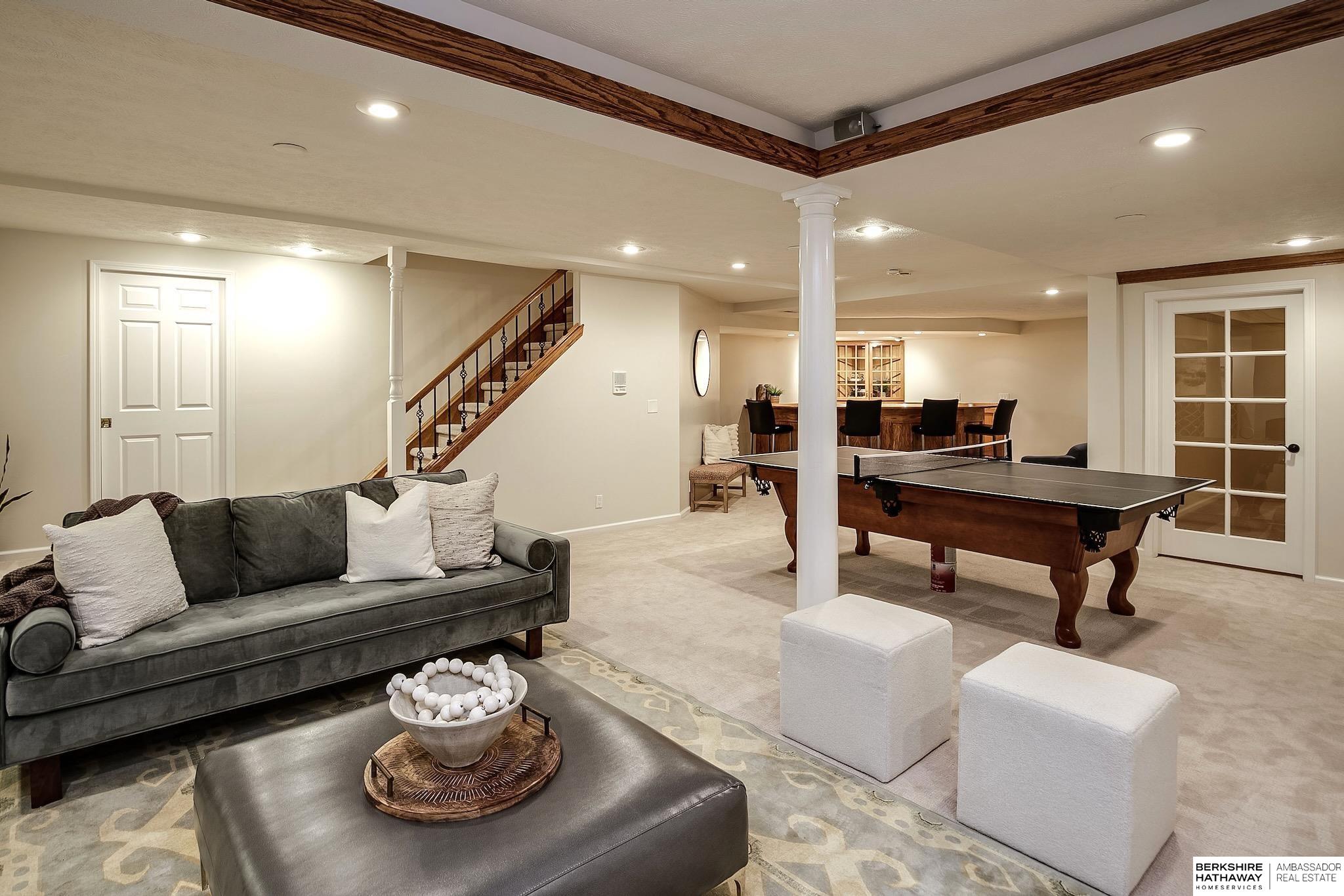 Omaha, Nebraska 68154, United States, 4 Bedrooms Bedrooms, ,5 BathroomsBathrooms,Residential,Pending,11723