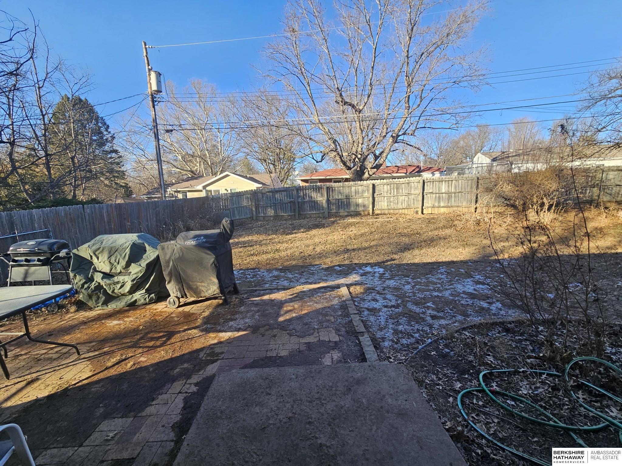 Lincoln, Nebraska 68502, United States, 3 Bedrooms Bedrooms, ,1 BathroomBathrooms,Residential,Pending,17035