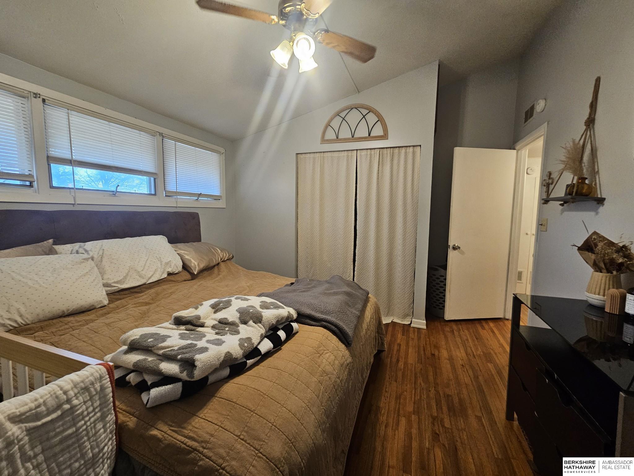 Lincoln, Nebraska 68502, United States, 3 Bedrooms Bedrooms, ,1 BathroomBathrooms,Residential,Pending,17035