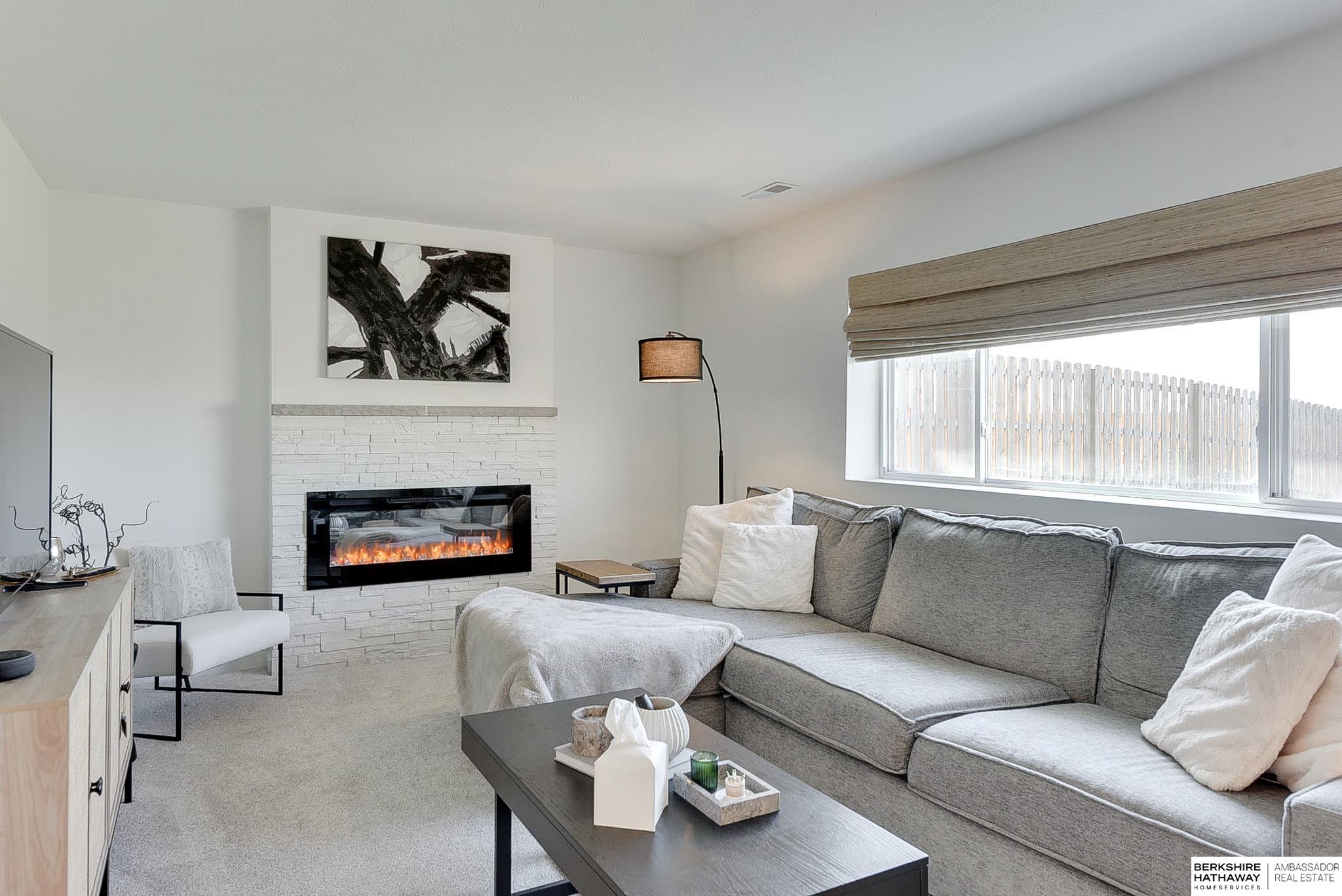 Omaha, Nebraska 68116, United States, 3 Bedrooms Bedrooms, ,3 BathroomsBathrooms,Residential,Active,116217