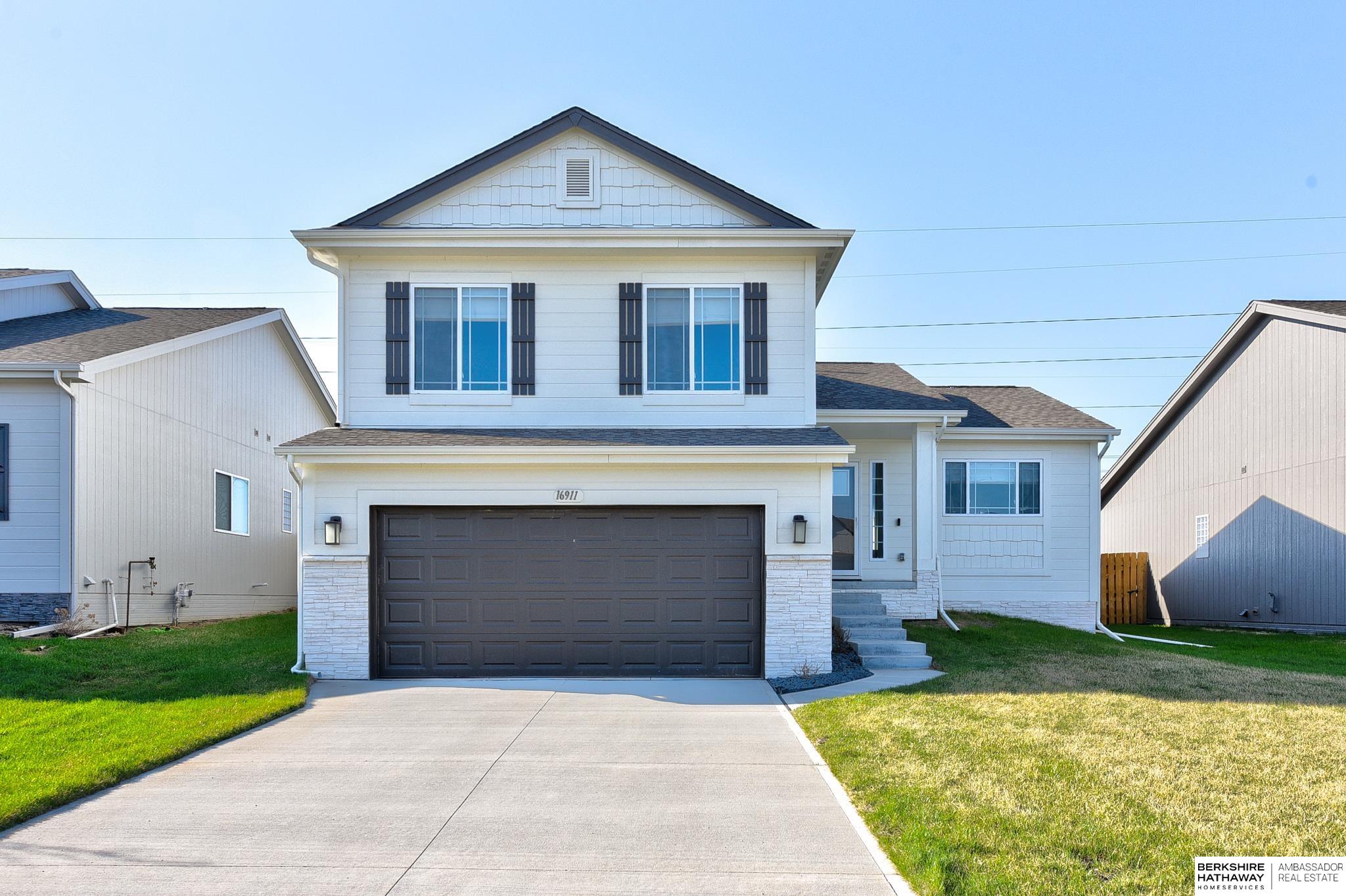 Omaha, Nebraska 68116, United States, 3 Bedrooms Bedrooms, ,3 BathroomsBathrooms,Residential,Active,116217