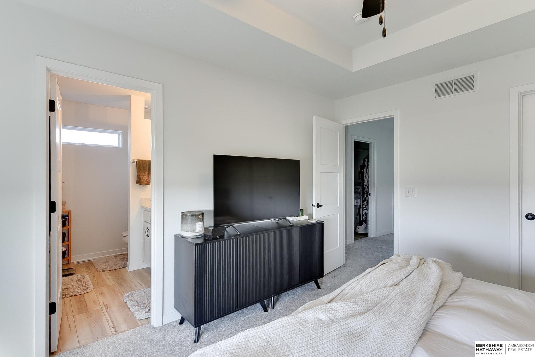 Omaha, Nebraska 68116, United States, 3 Bedrooms Bedrooms, ,3 BathroomsBathrooms,Residential,Active,116217