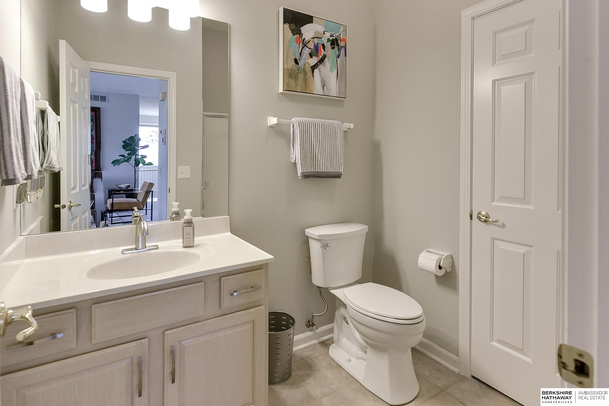 Omaha, Nebraska 68142, United States, 3 Bedrooms Bedrooms, ,3 BathroomsBathrooms,Residential,Pending,107843