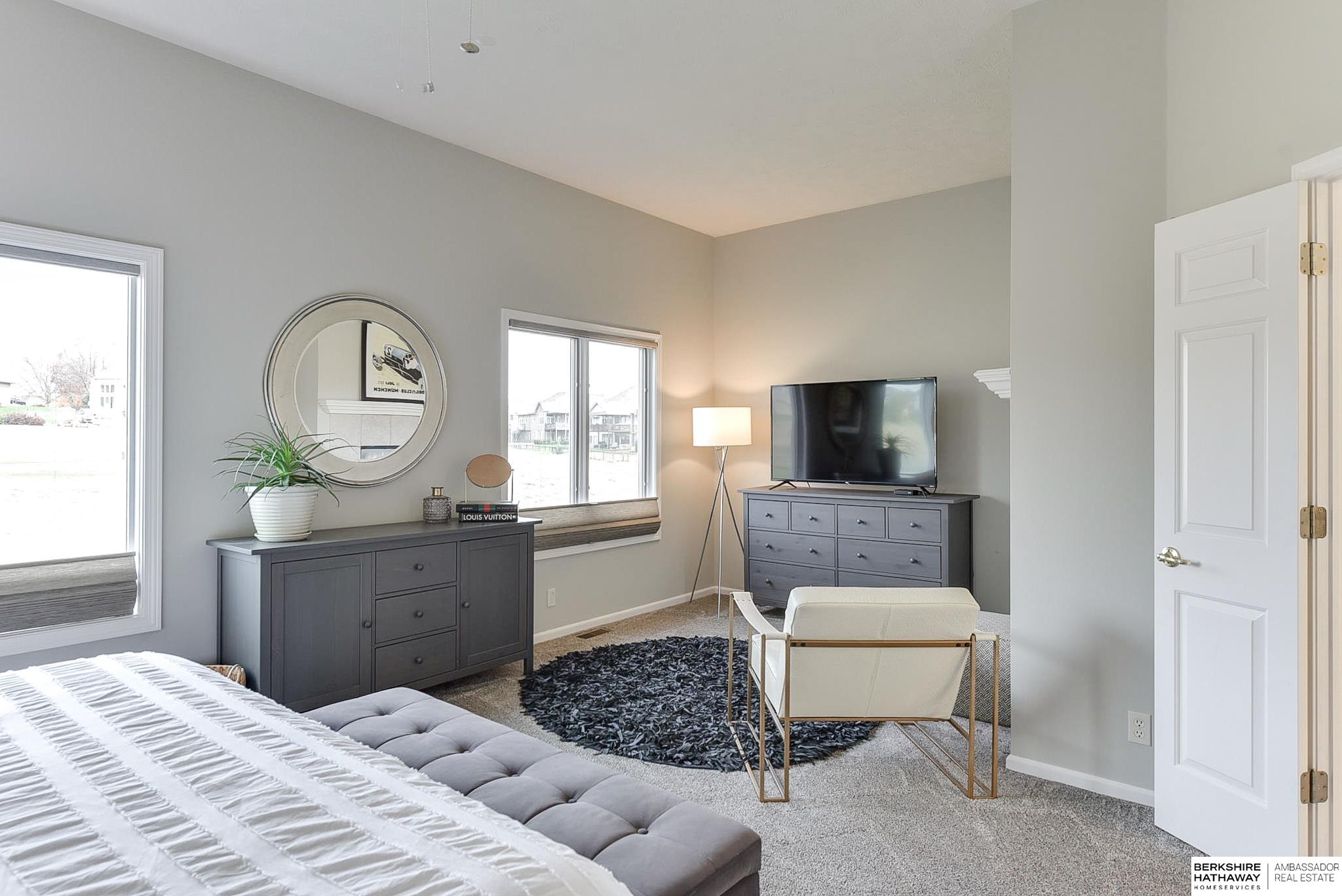 Omaha, Nebraska 68142, United States, 3 Bedrooms Bedrooms, ,3 BathroomsBathrooms,Residential,Pending,107843