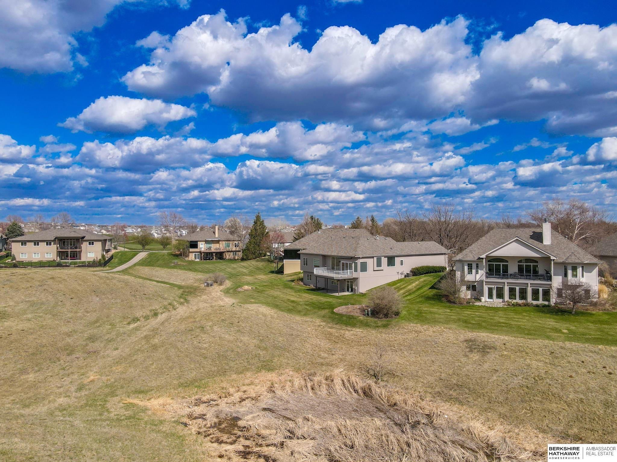 Omaha, Nebraska 68142, United States, 3 Bedrooms Bedrooms, ,3 BathroomsBathrooms,Residential,Pending,107843