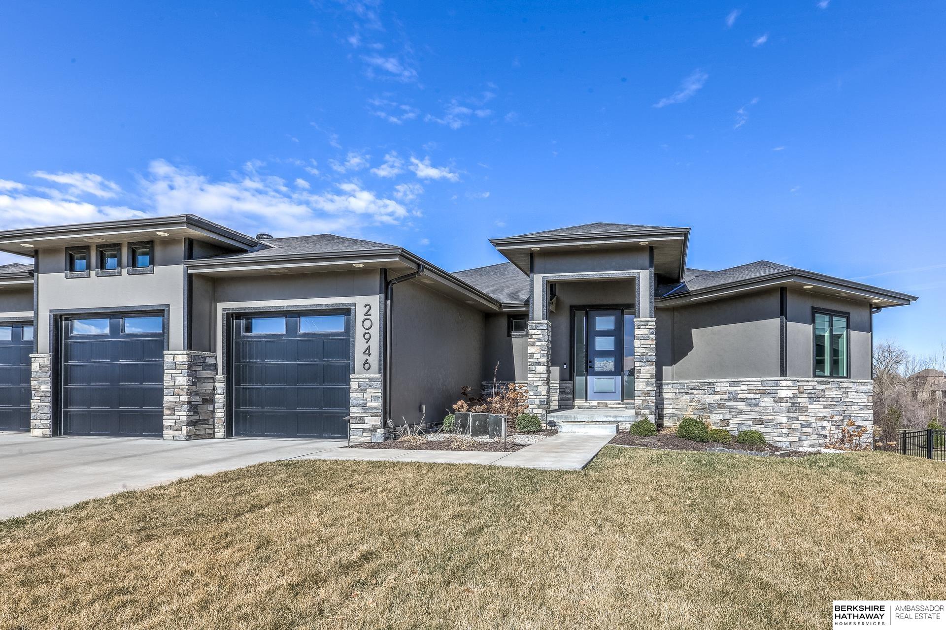 Omaha, Nebraska 68022, United States, 4 Bedrooms Bedrooms, ,4 BathroomsBathrooms,Residential,Active,96360