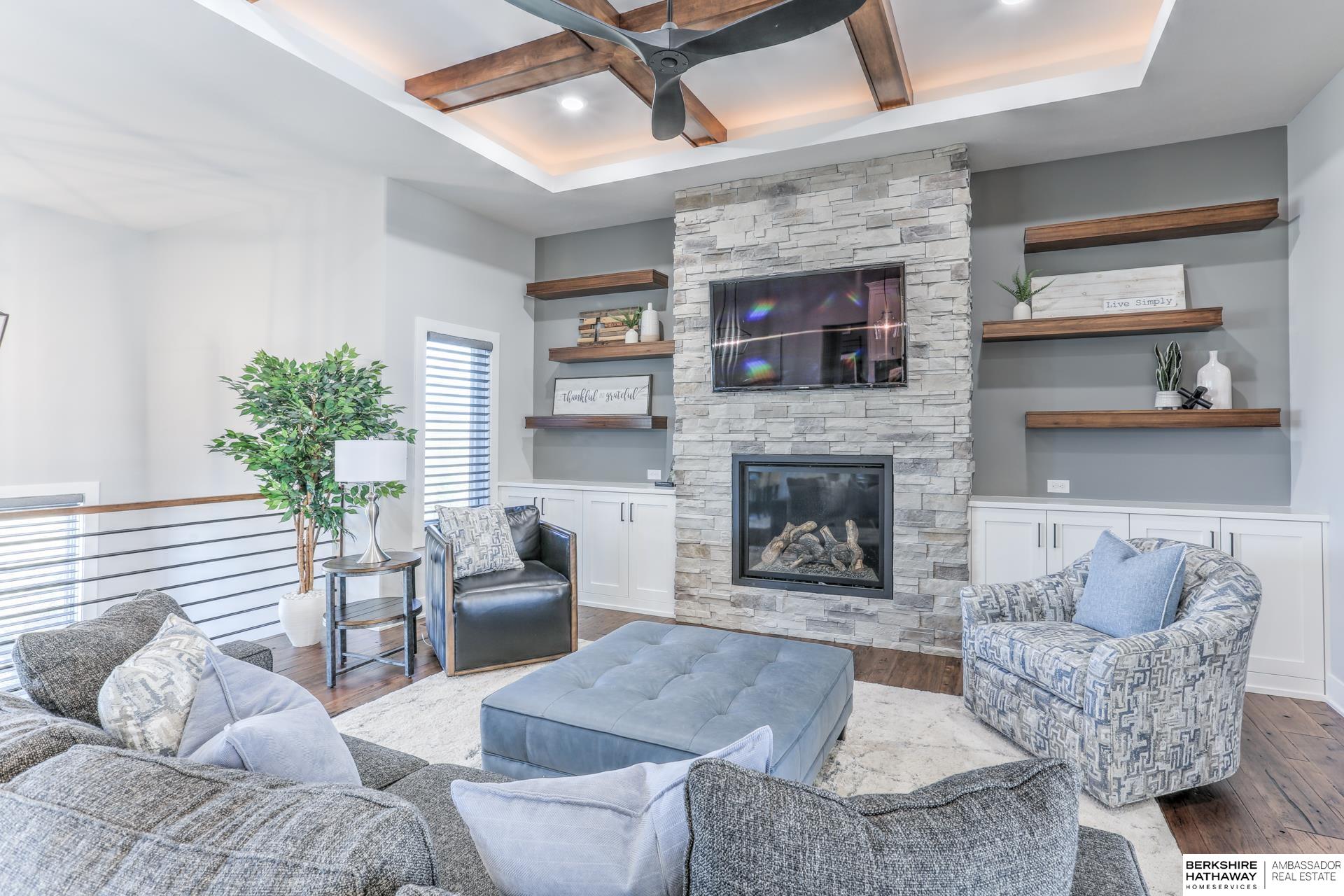 Omaha, Nebraska 68022, United States, 4 Bedrooms Bedrooms, ,4 BathroomsBathrooms,Residential,Active,96360