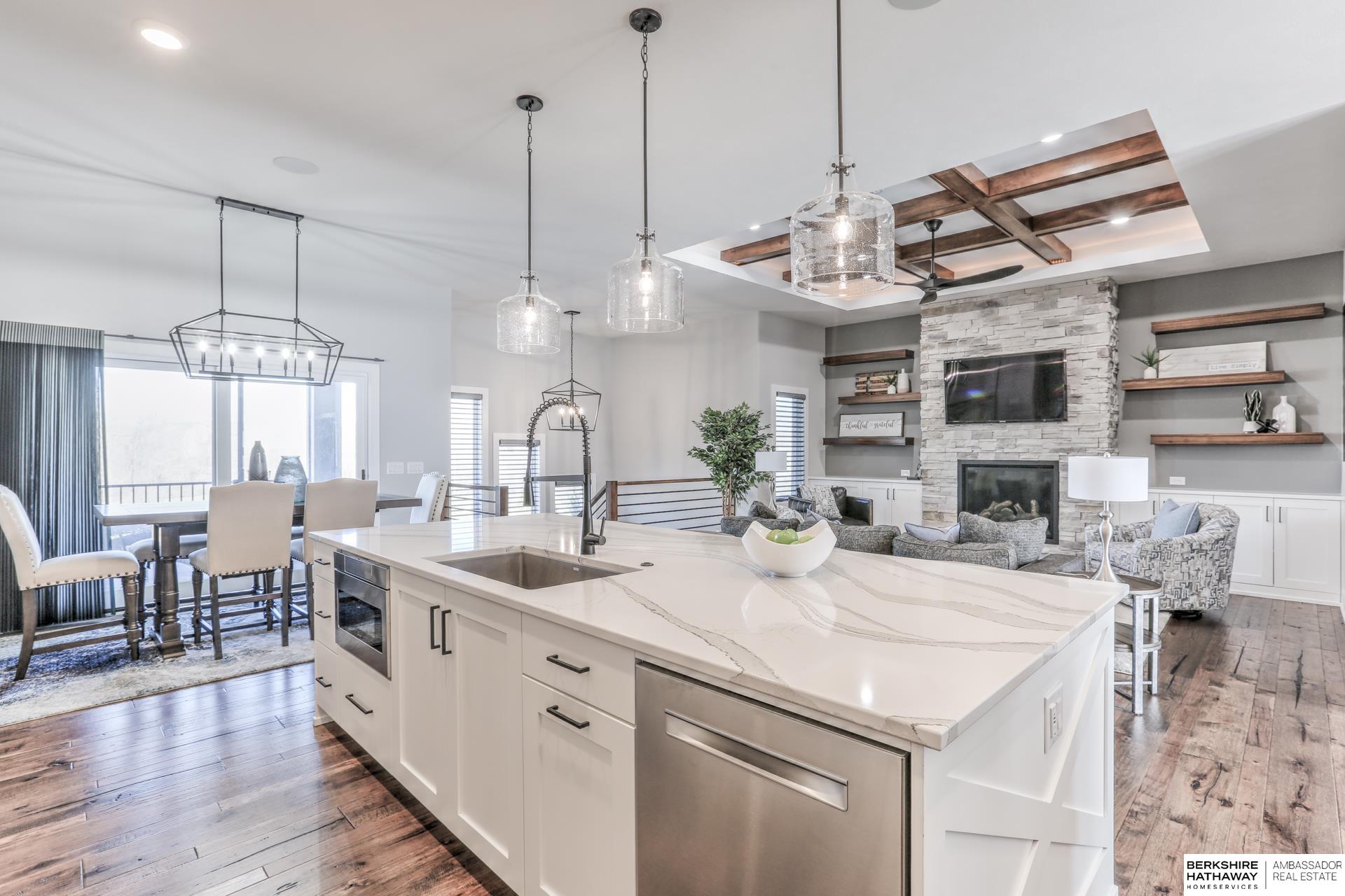 Omaha, Nebraska 68022, United States, 4 Bedrooms Bedrooms, ,4 BathroomsBathrooms,Residential,Active,96360