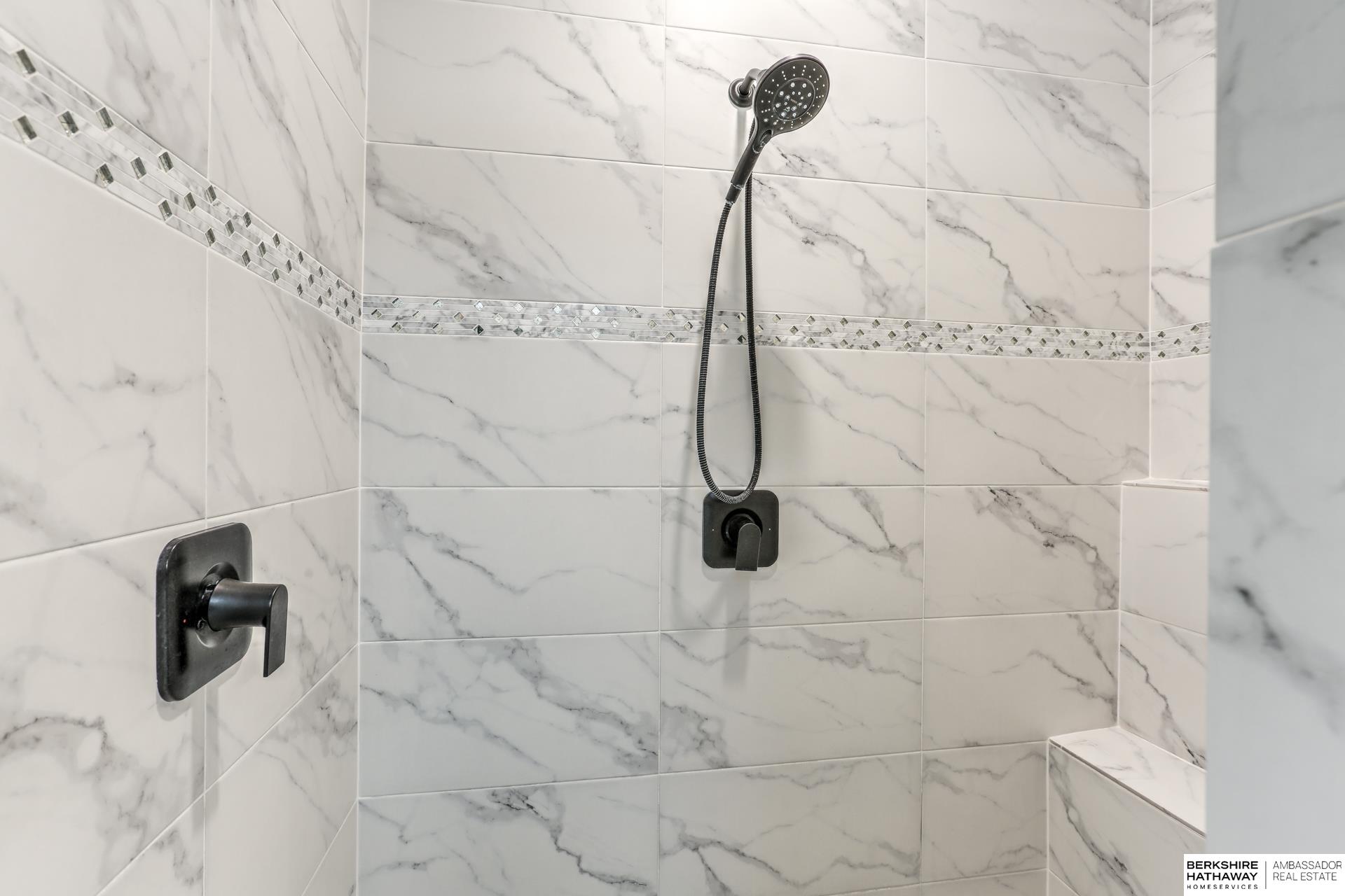 Omaha, Nebraska 68022, United States, 4 Bedrooms Bedrooms, ,4 BathroomsBathrooms,Residential,Active,96360