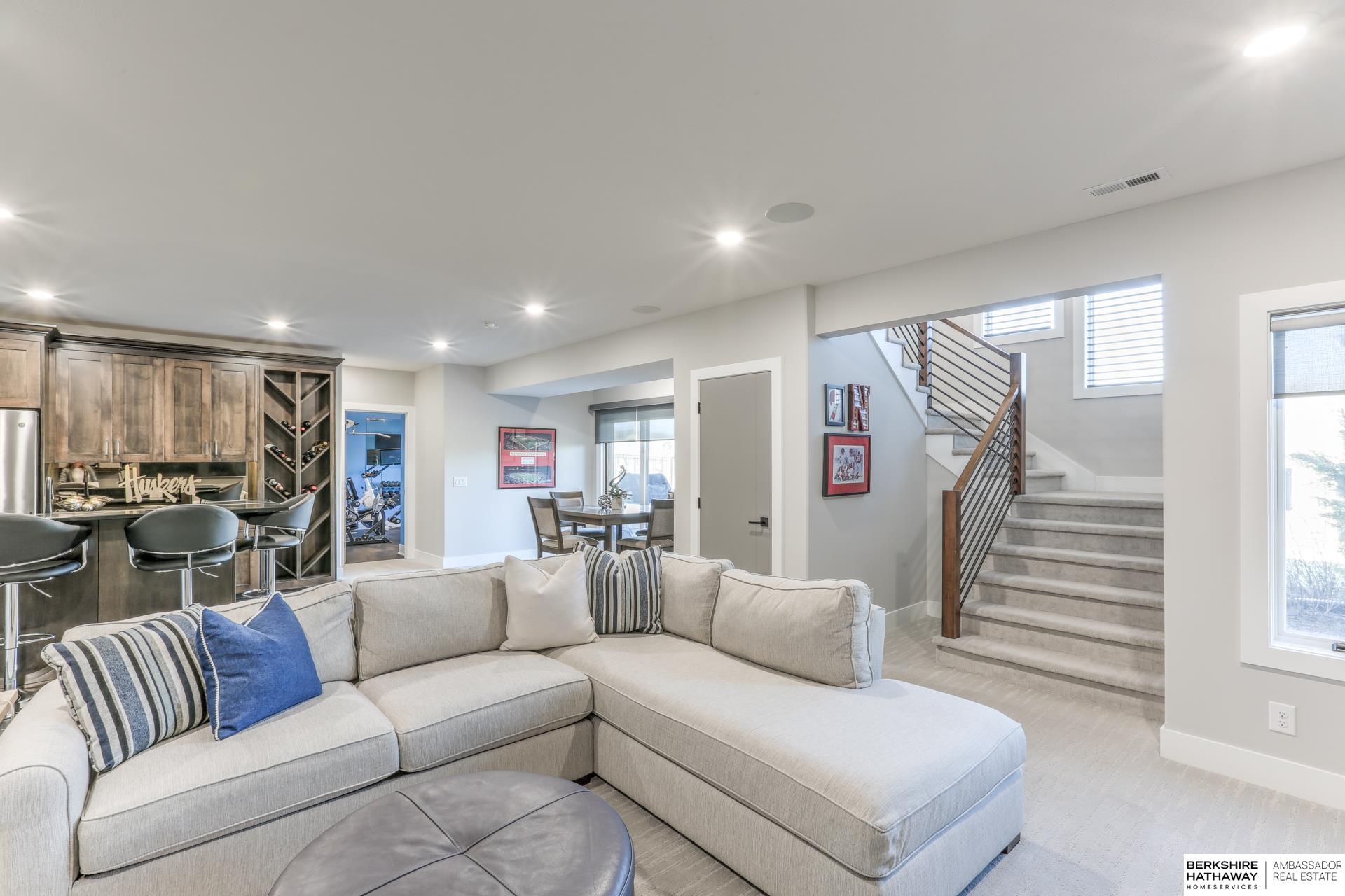 Omaha, Nebraska 68022, United States, 4 Bedrooms Bedrooms, ,4 BathroomsBathrooms,Residential,Active,96360