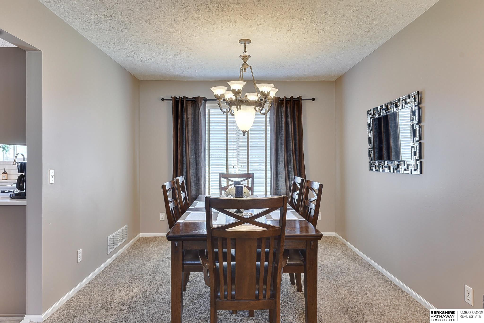 Omaha, Nebraska 68116, United States, 5 Bedrooms Bedrooms, ,4 BathroomsBathrooms,Residential,Pending,112378