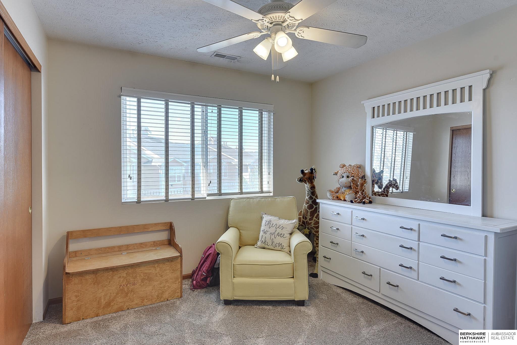 Omaha, Nebraska 68116, United States, 5 Bedrooms Bedrooms, ,4 BathroomsBathrooms,Residential,Pending,112378